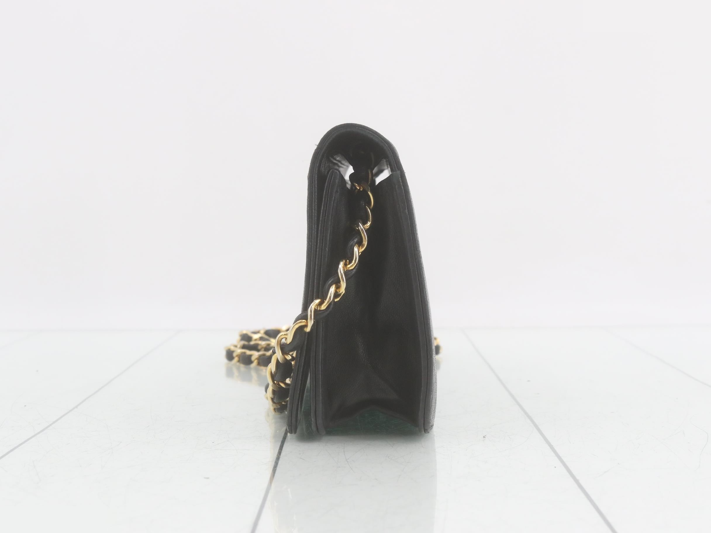Matelasse shoulder bag — view 3