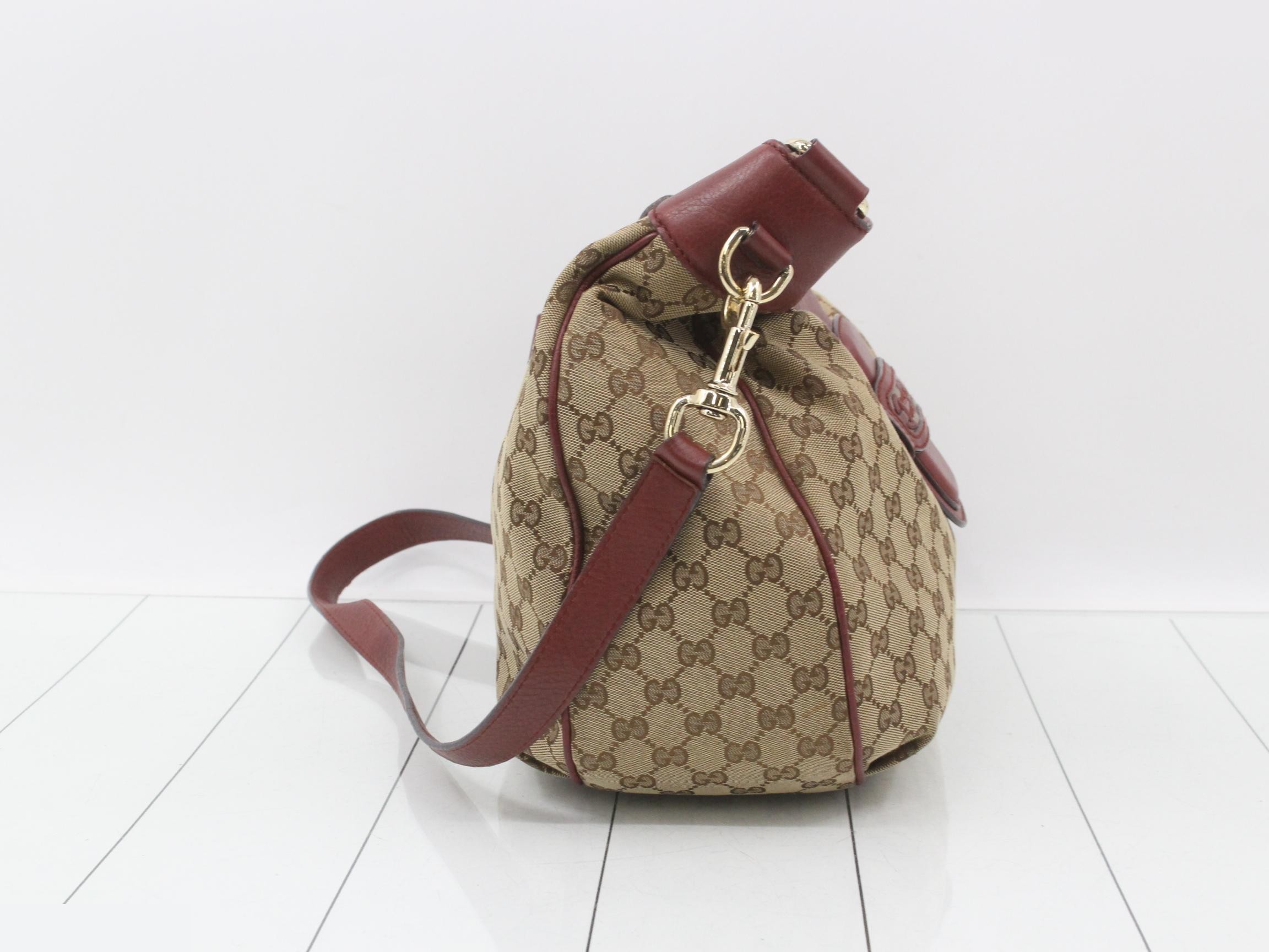 GG Canvas Horsebit 2-Way Shoulder Bag — view 4