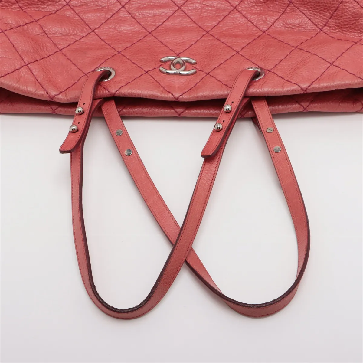 on the road vintage calf tote bag red silver hardware 13340901 13th series — view 5