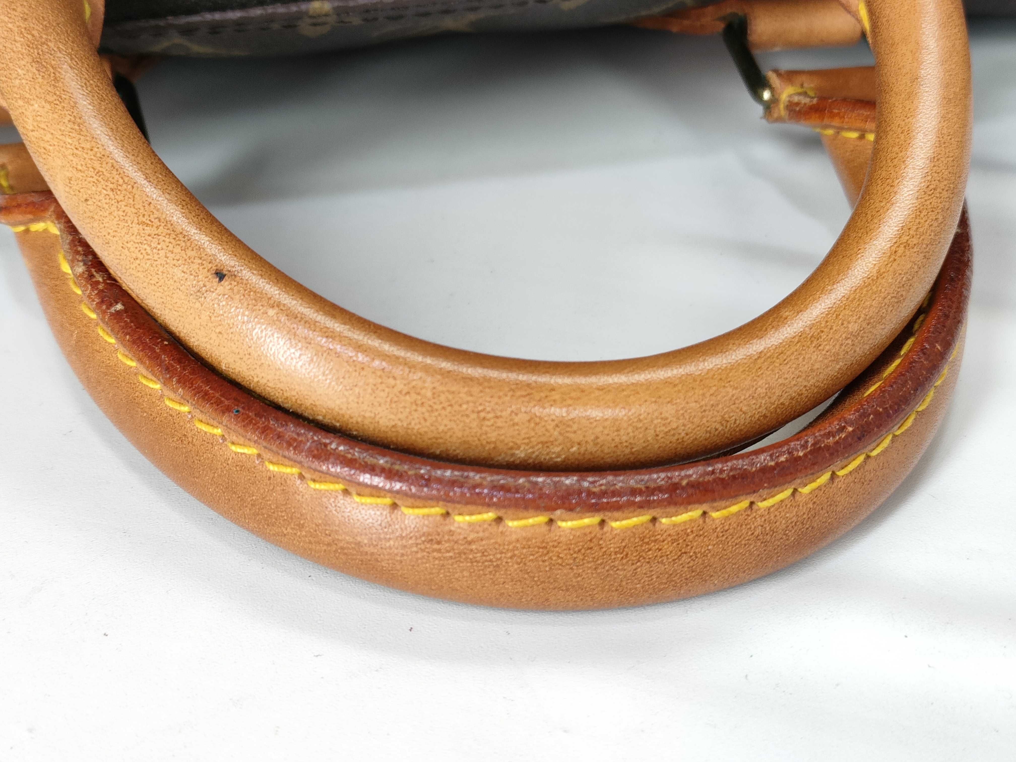Monogram Louis Vuitton Speedy 40 Handbag — view 4