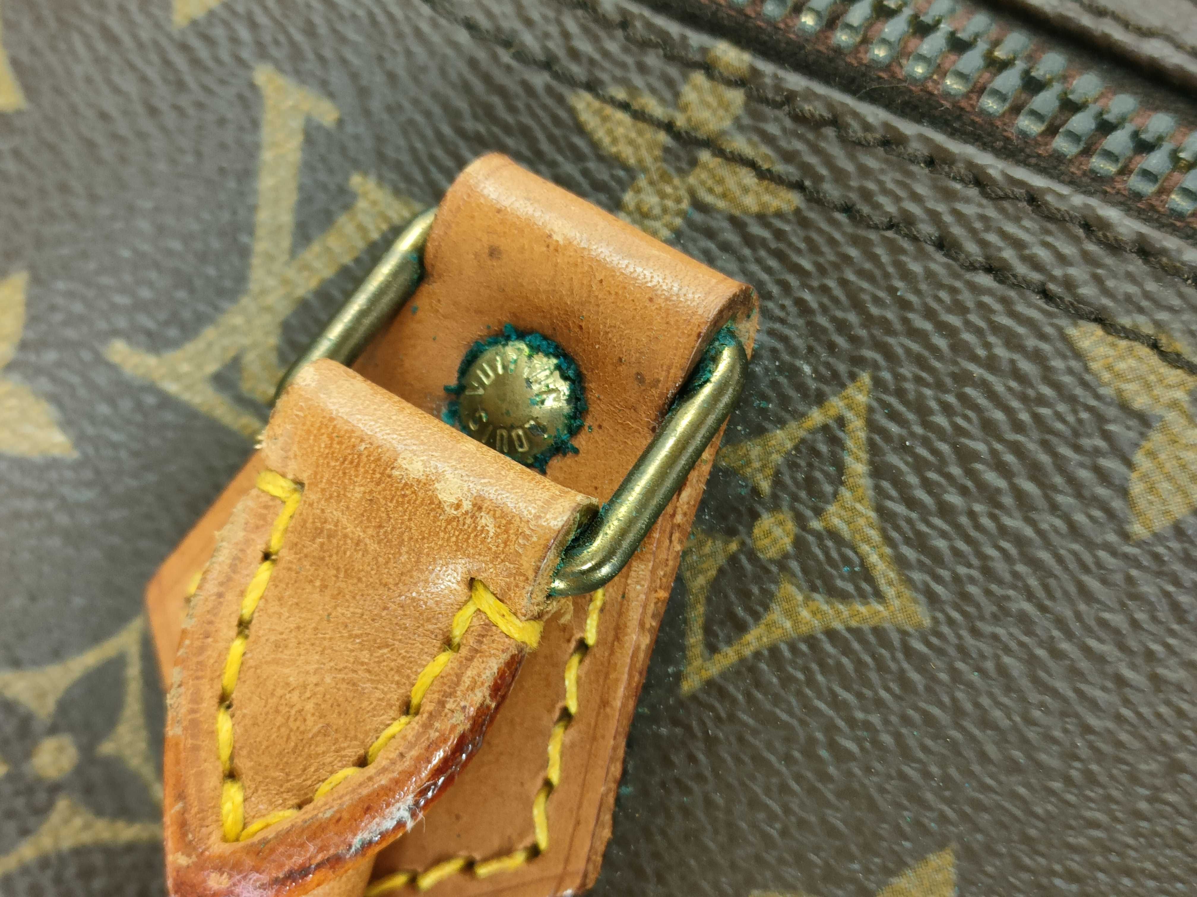 Monogram Louis Vuitton Speedy 40 Handbag — view 5