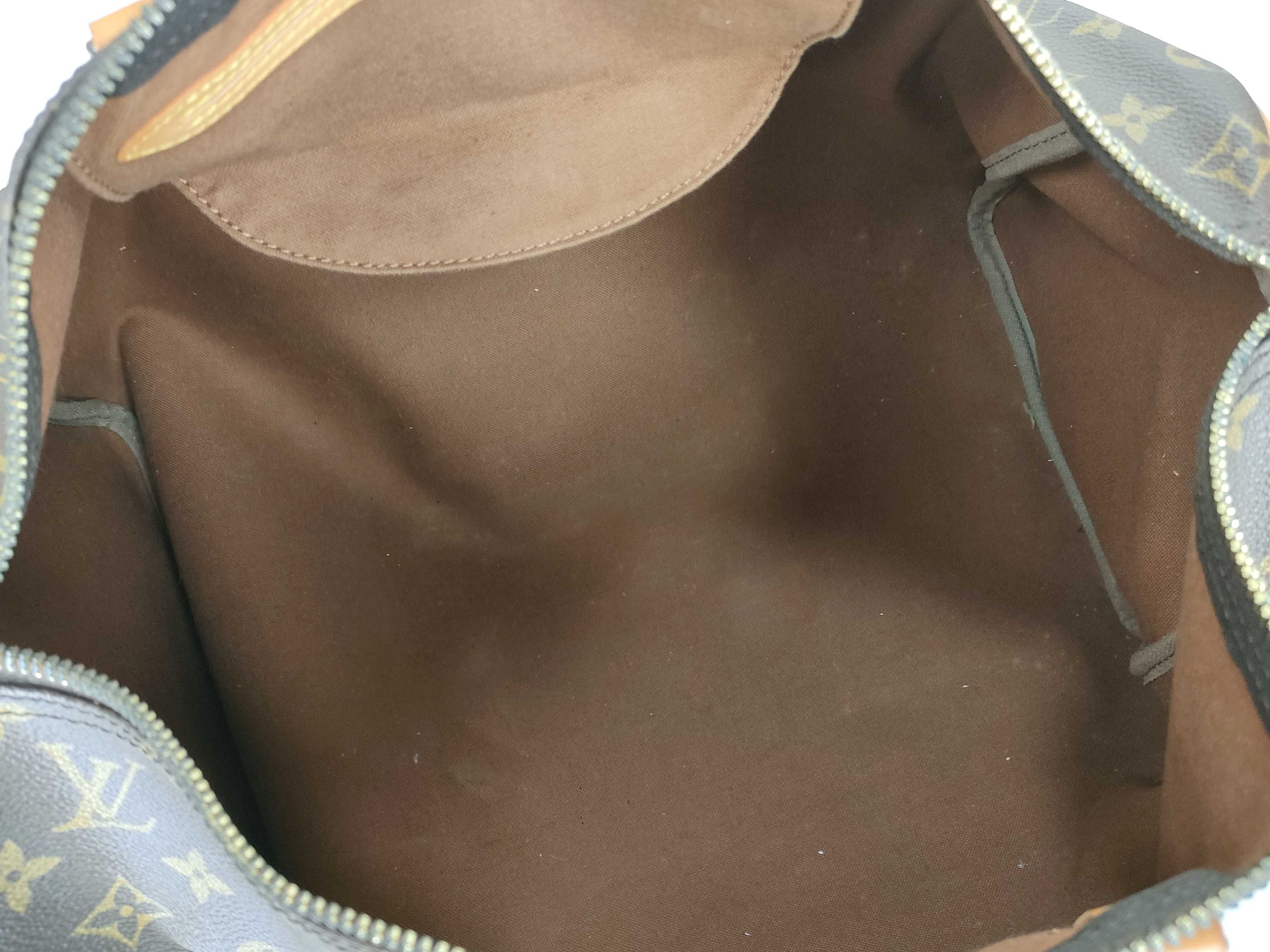 Monogram Louis Vuitton Speedy 40 Handbag — view 10