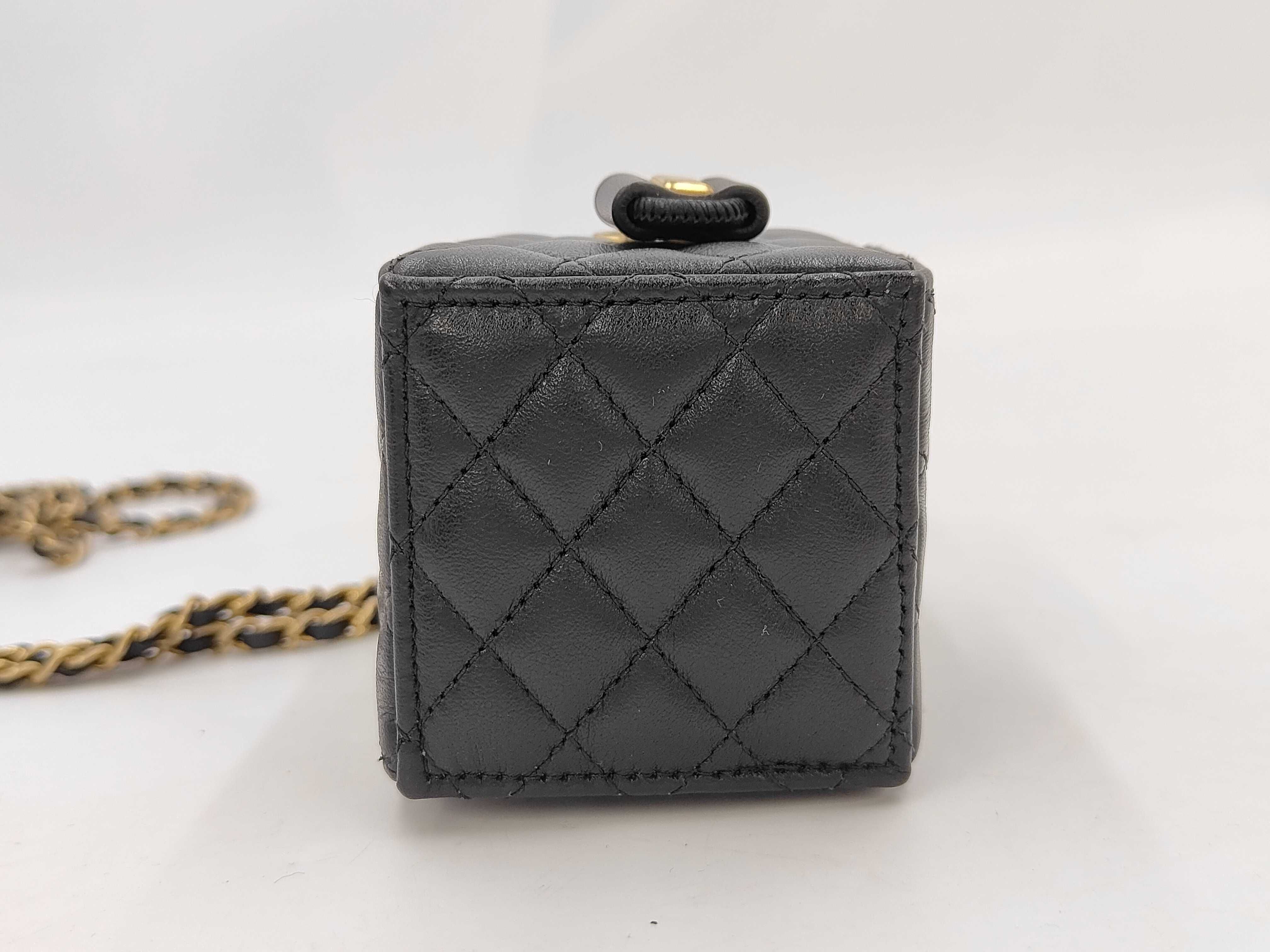 Chain Shoulder Bag — view 8