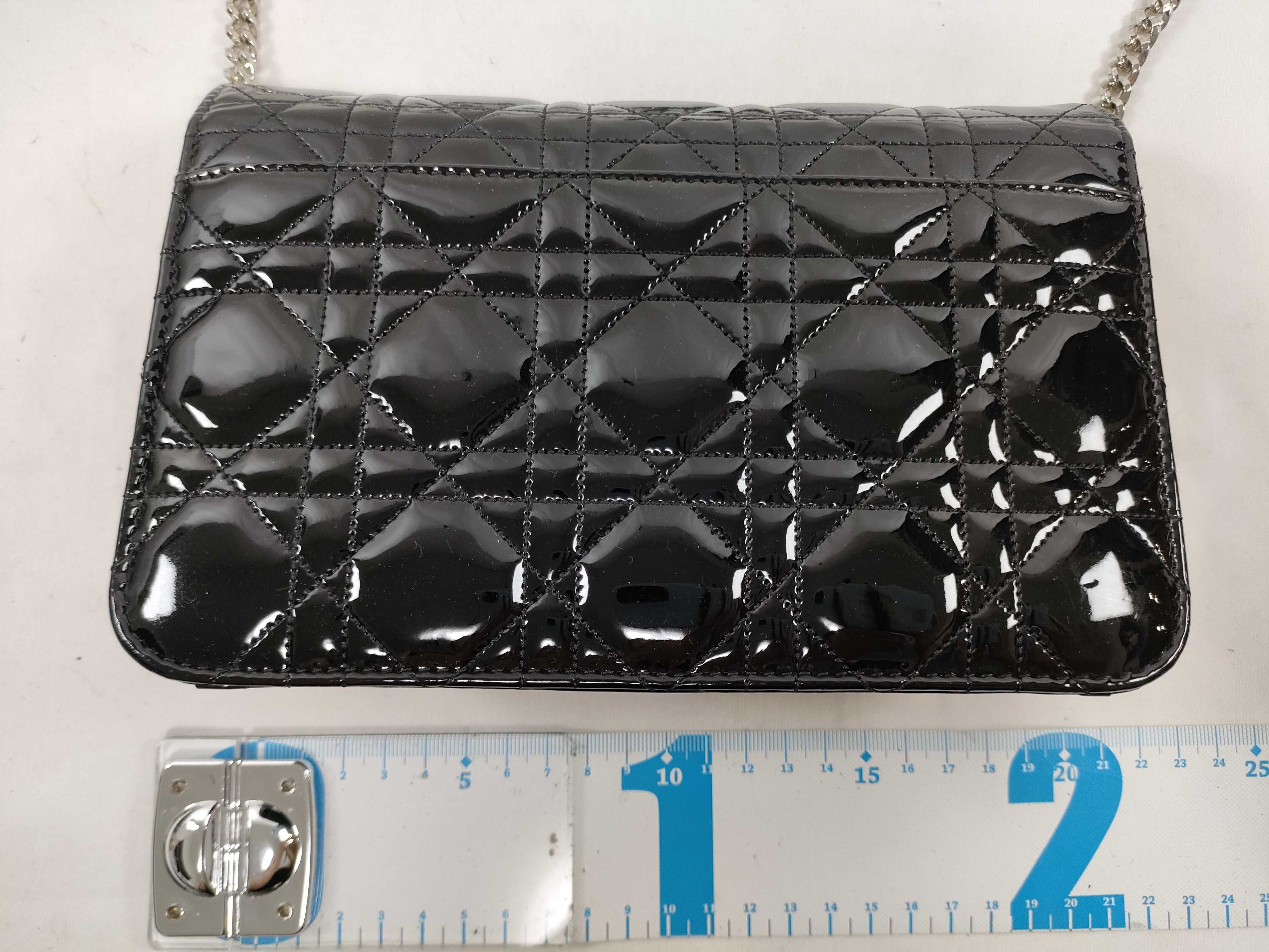 Cannage New Rock Patent Leather Chain Wallet Black Shoulder Bag — view 2