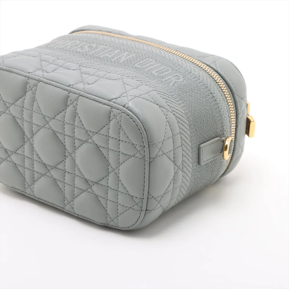 Cannage Leather 2-Way Vanity Bag, Gray — view 3