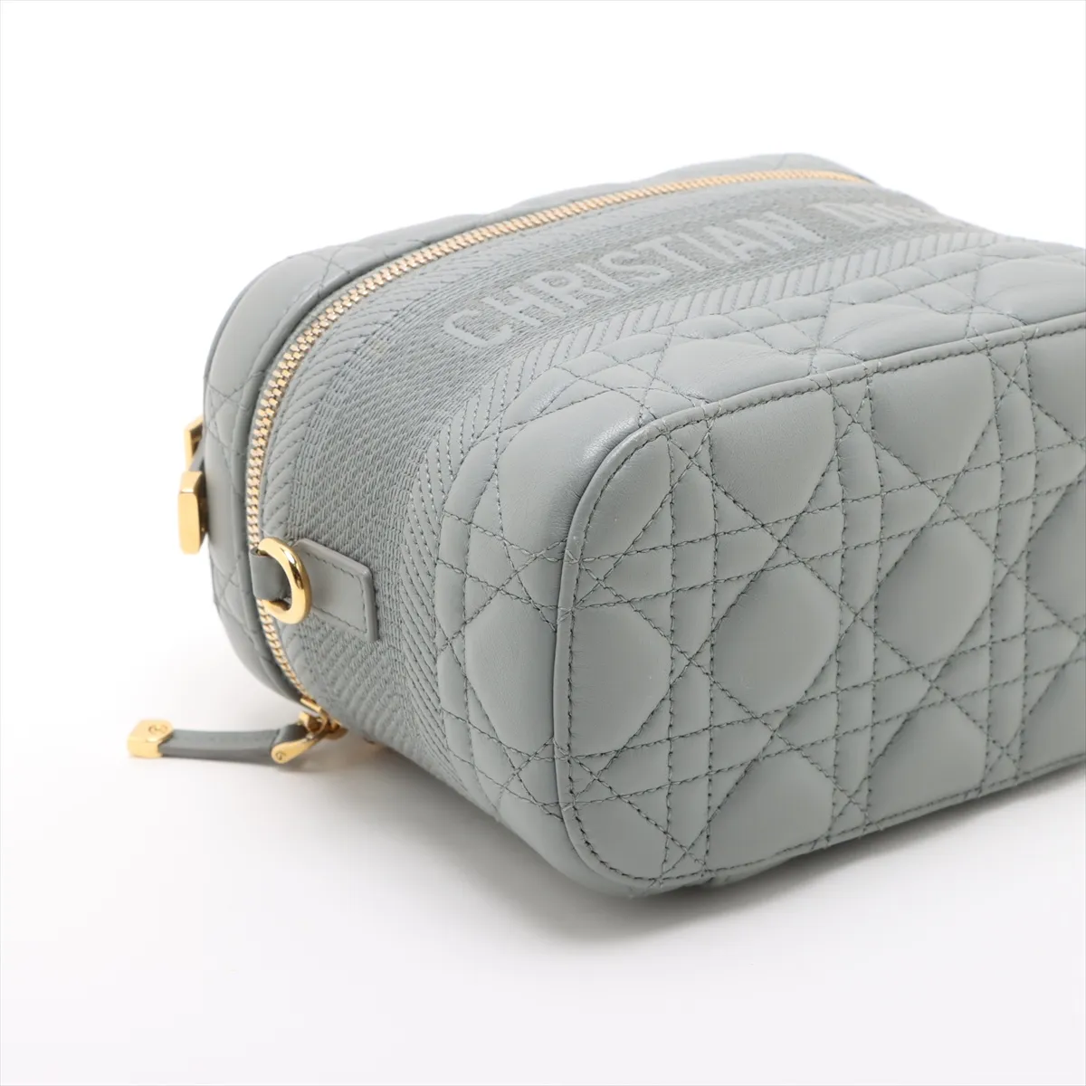 Cannage Leather 2-Way Vanity Bag, Gray — view 4