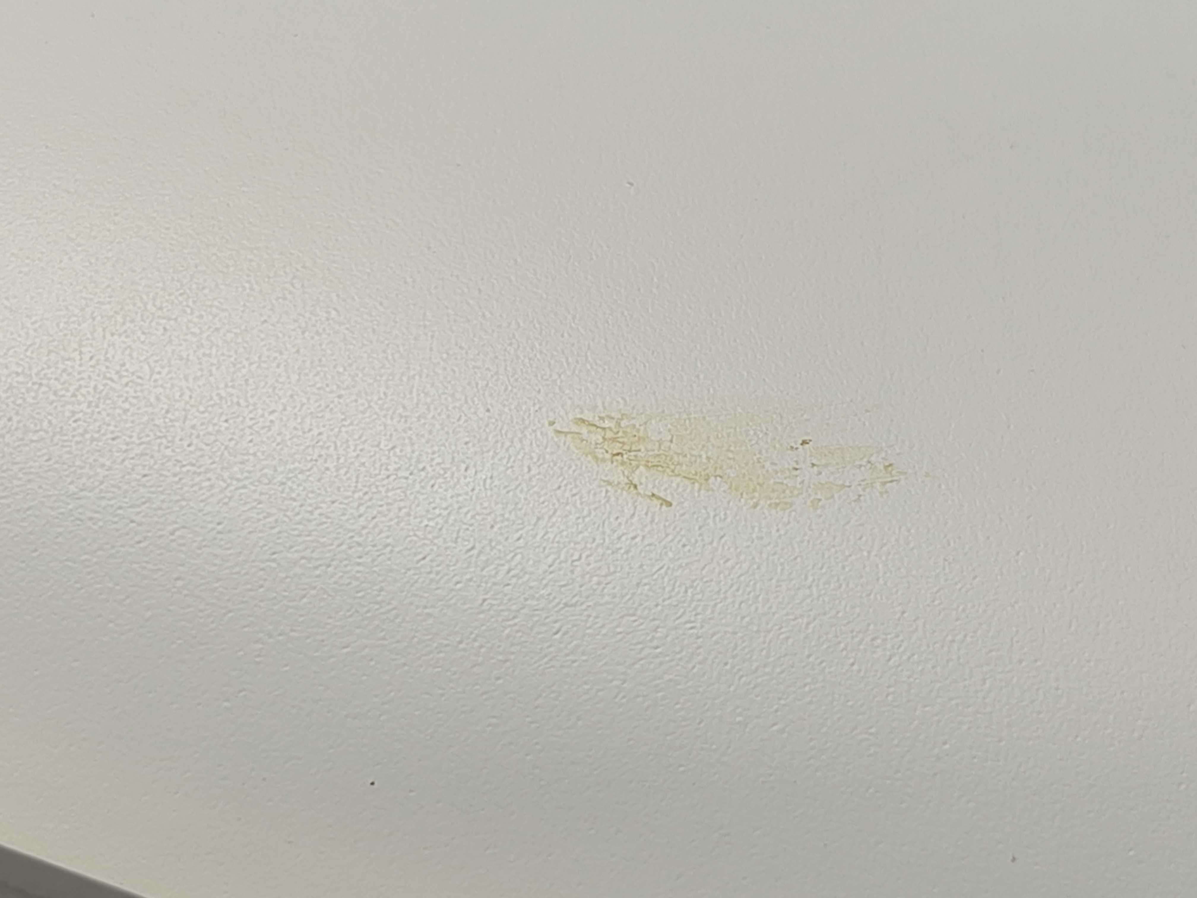 Epi Pont Neuf PM Handbag — view 15
