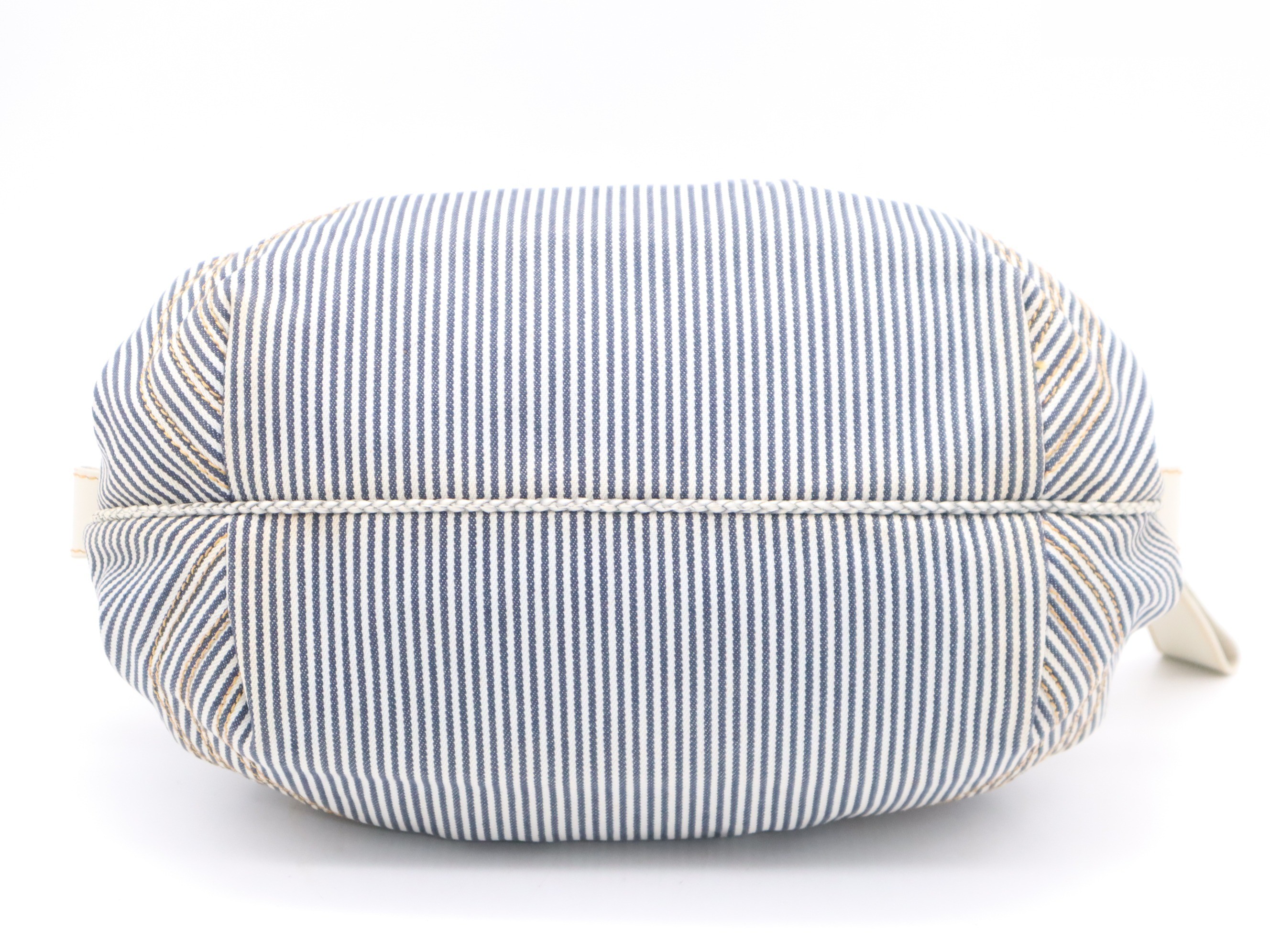 Denim canvas chef bag/handbag with dust bag, white/blue — view 4