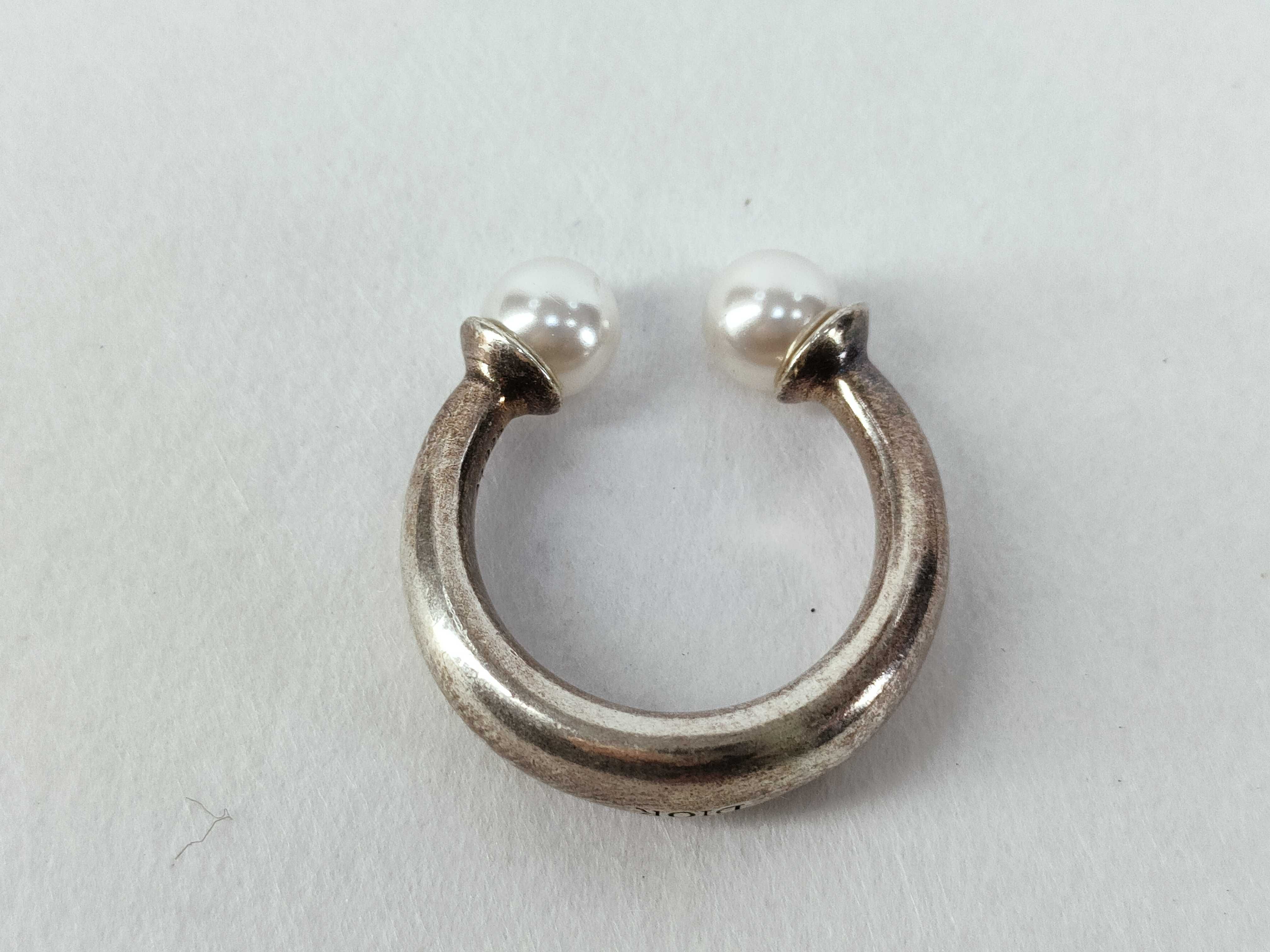 Tribal Pearl Ring, Size M — view 4