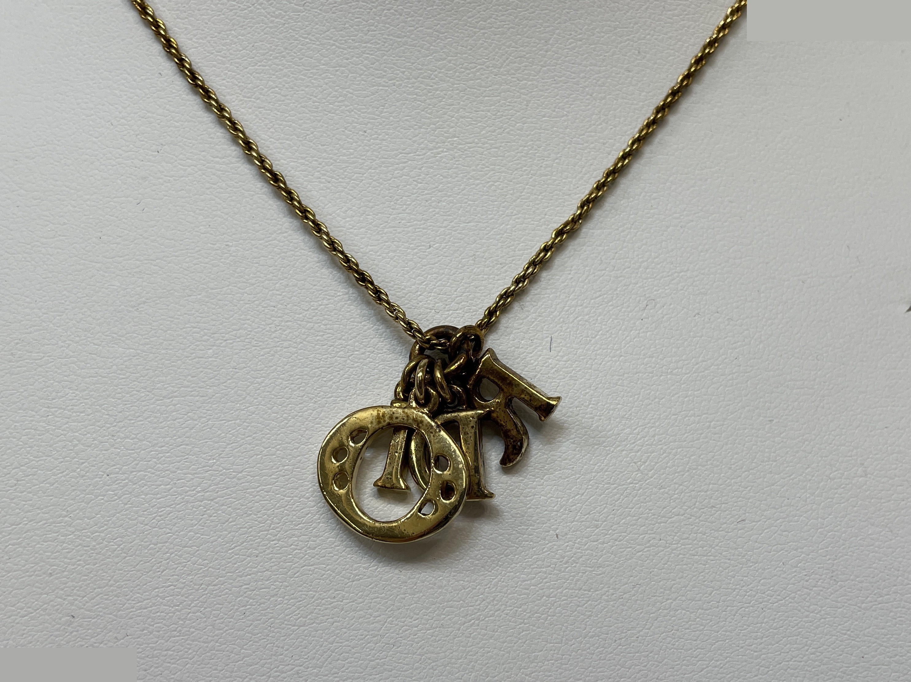 CD logo necklace gold D. I. O. R charm total length 44cm — view 2