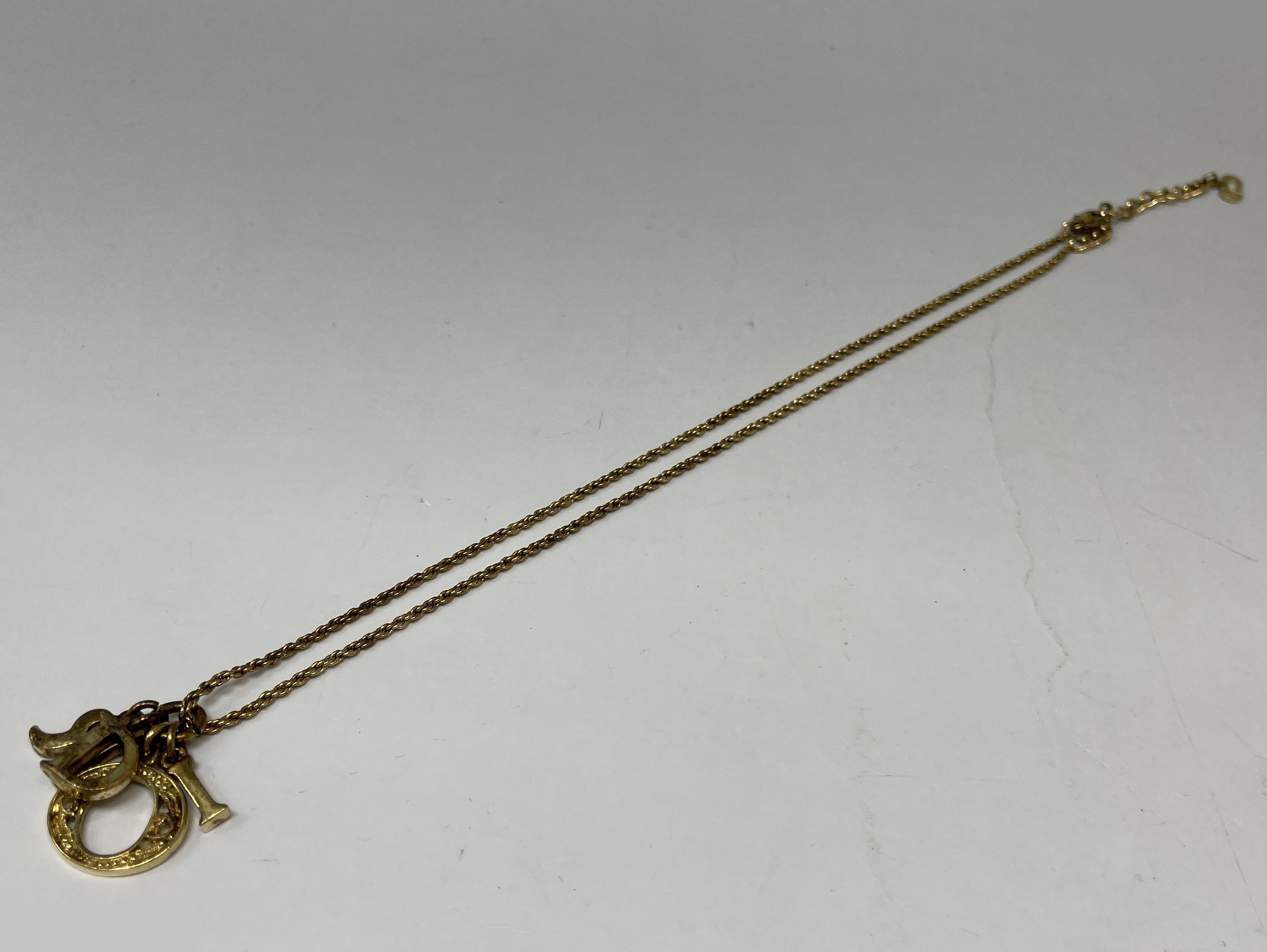 CD logo necklace gold D. I. O. R charm total length 44cm — view 4