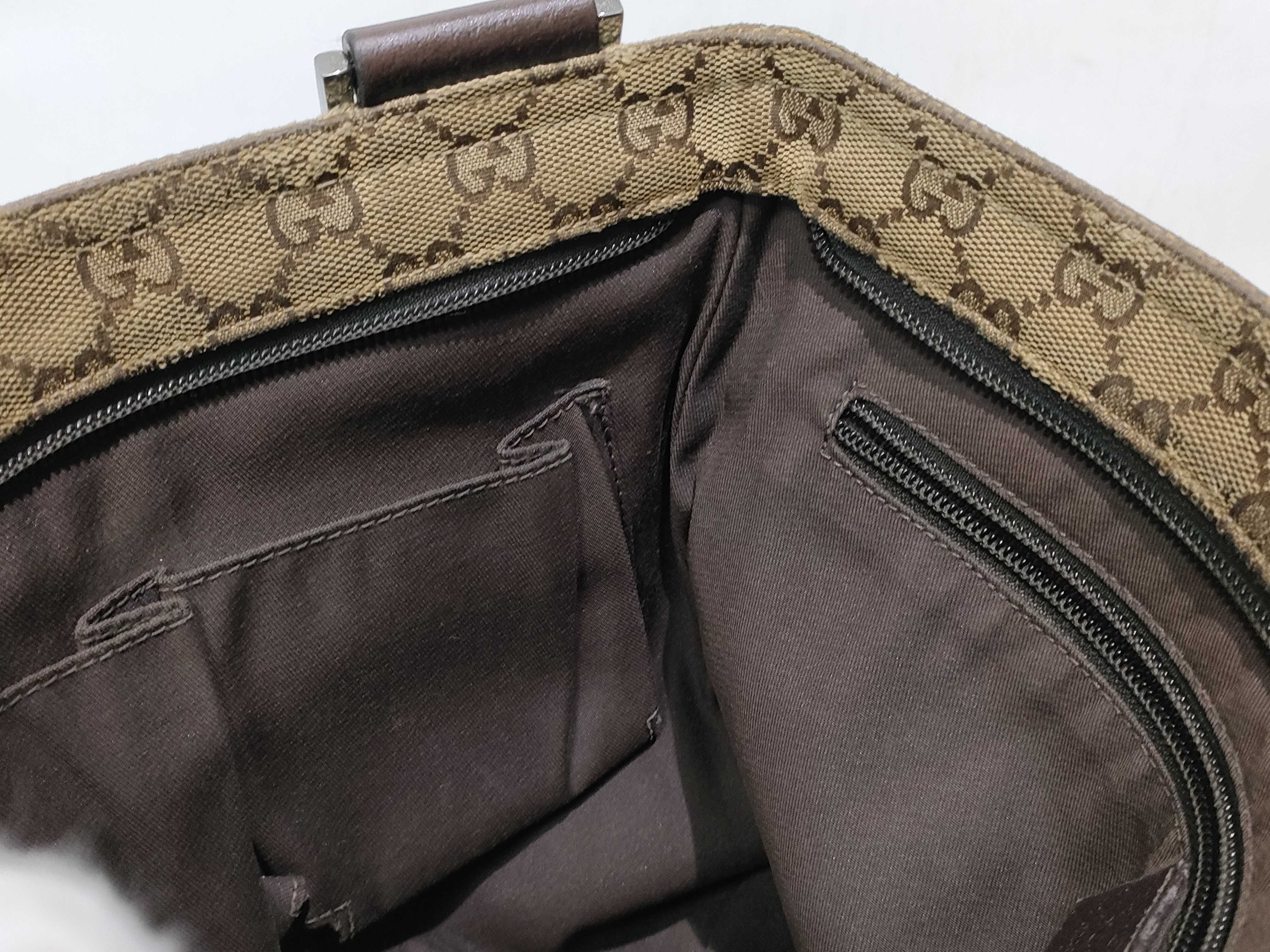 GG Canvas Shoulder Bag — view 12
