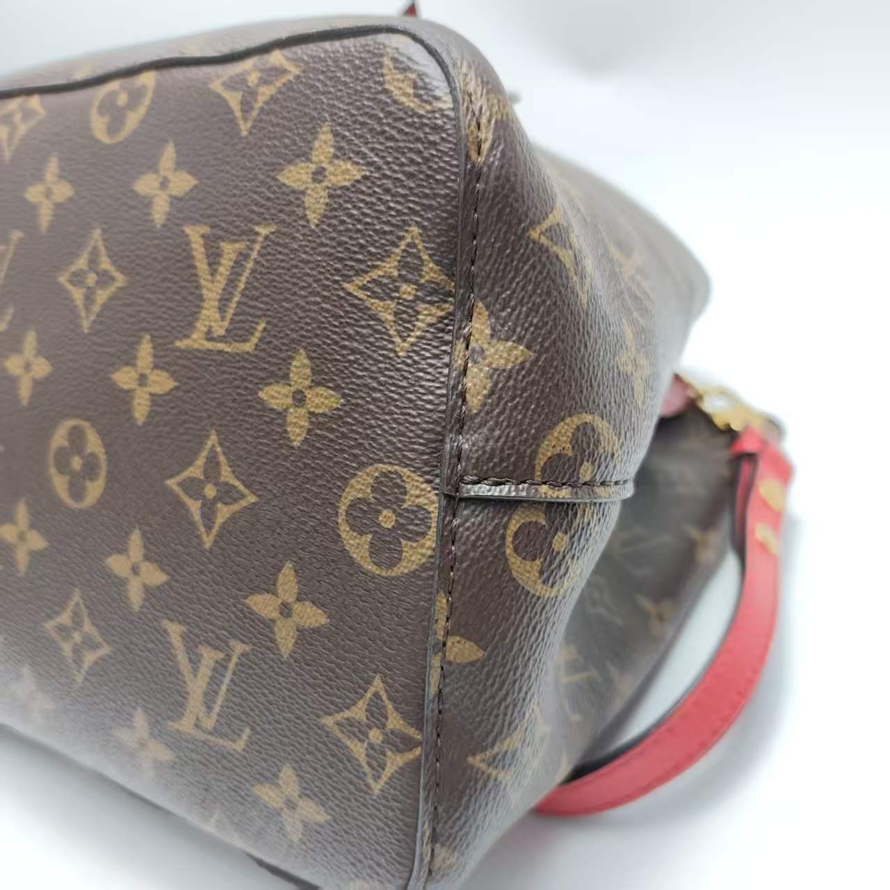 【*Shipped from: China*】LOUIS VUITTON NeoNoe PU Shoulder Bag — view 6