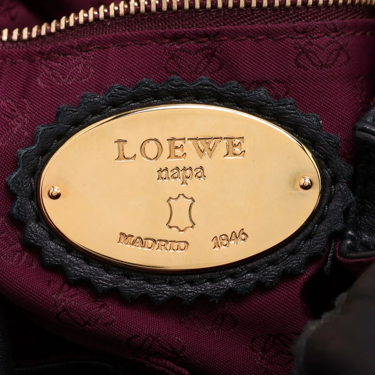 Flamenco Leather Shoulder Bag, Black — view 10