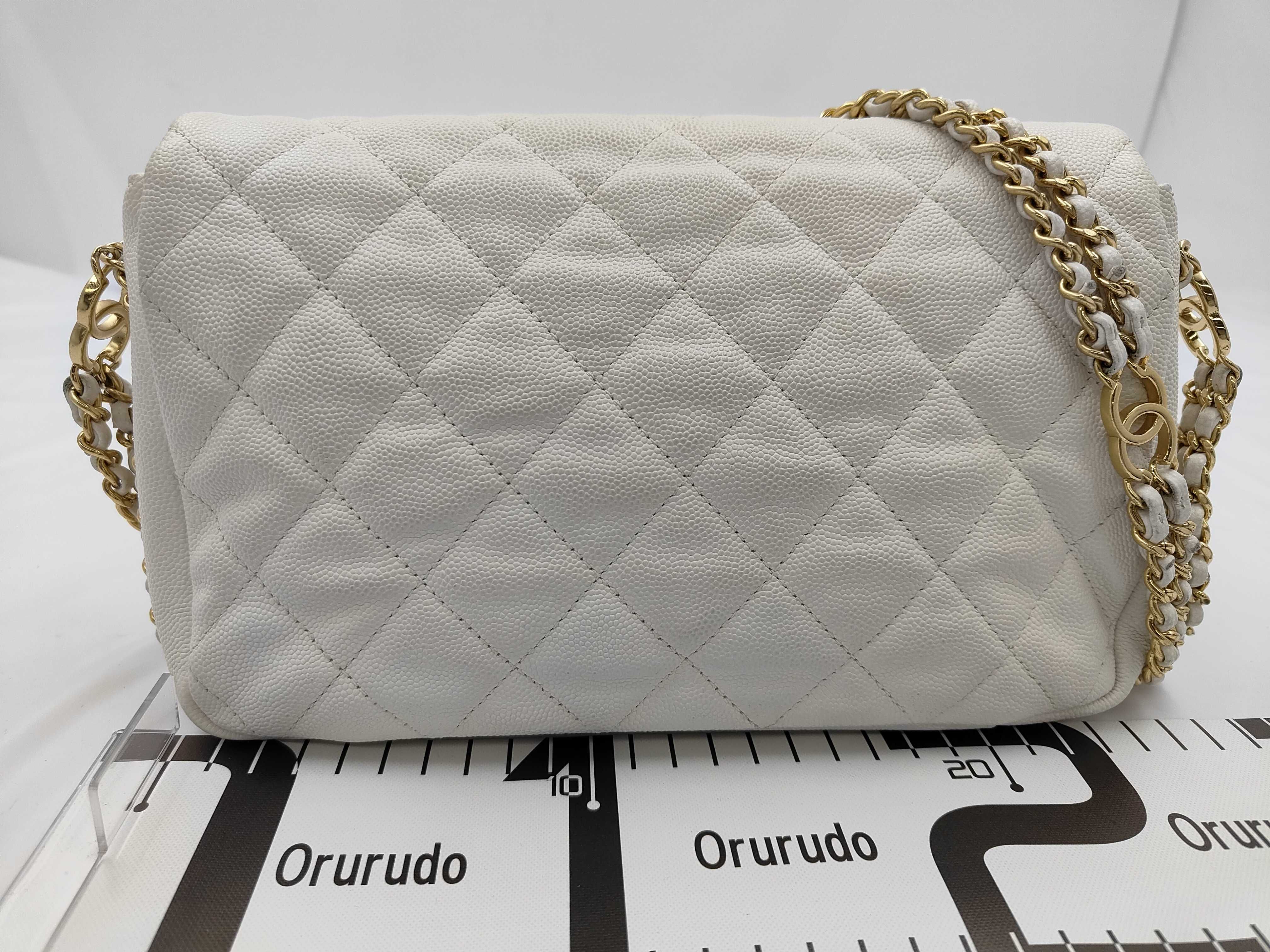 Matelassé Chain Shoulder Bag, Caviar Leather, White — view 2