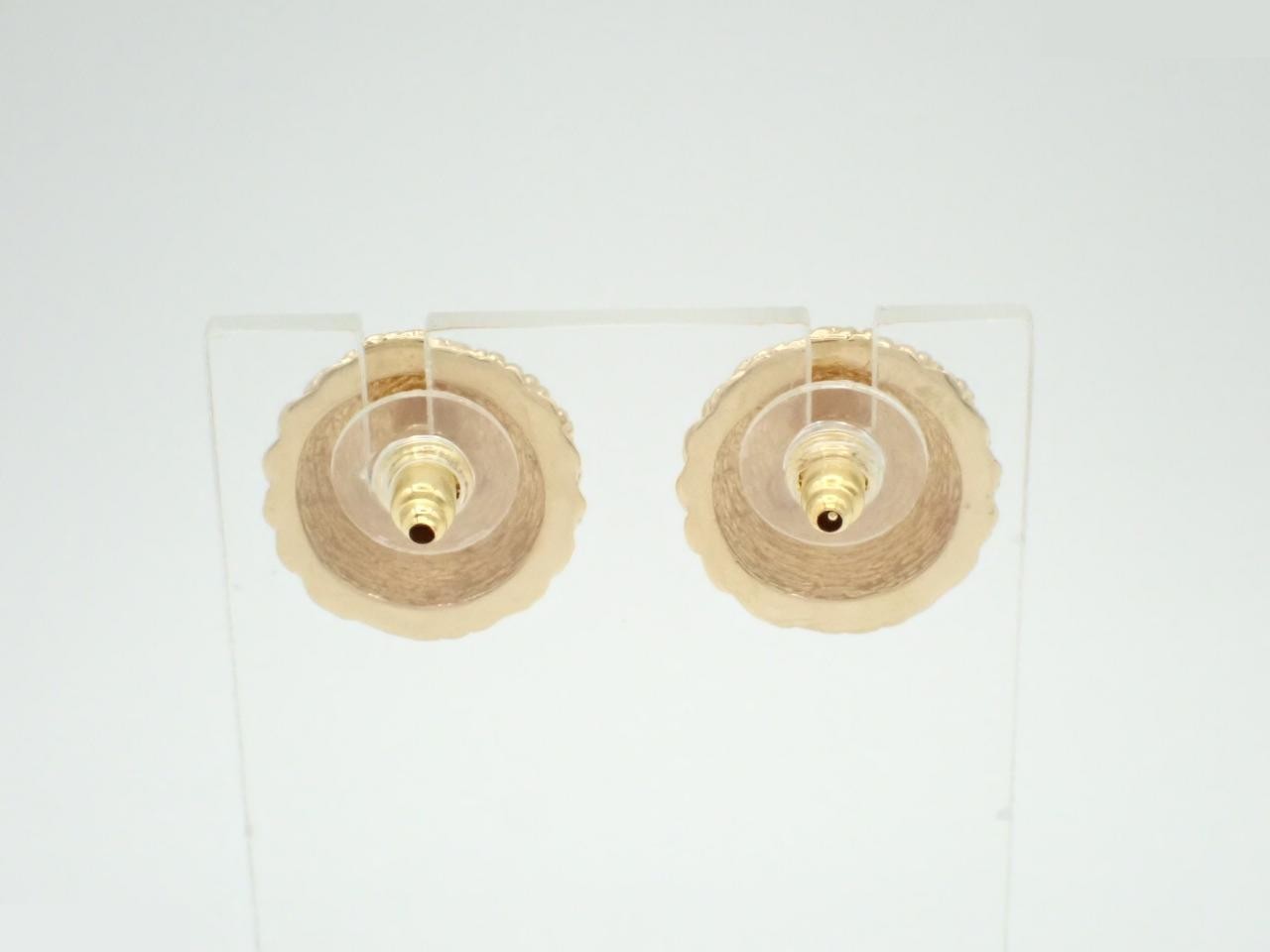 Other lines: Precious metals and earrings — view 2