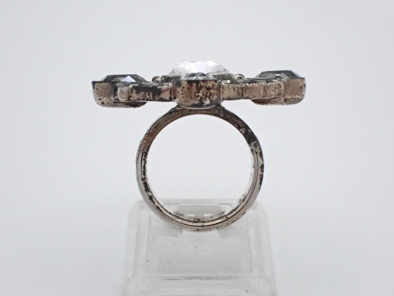 ring B17B #12 — view 3