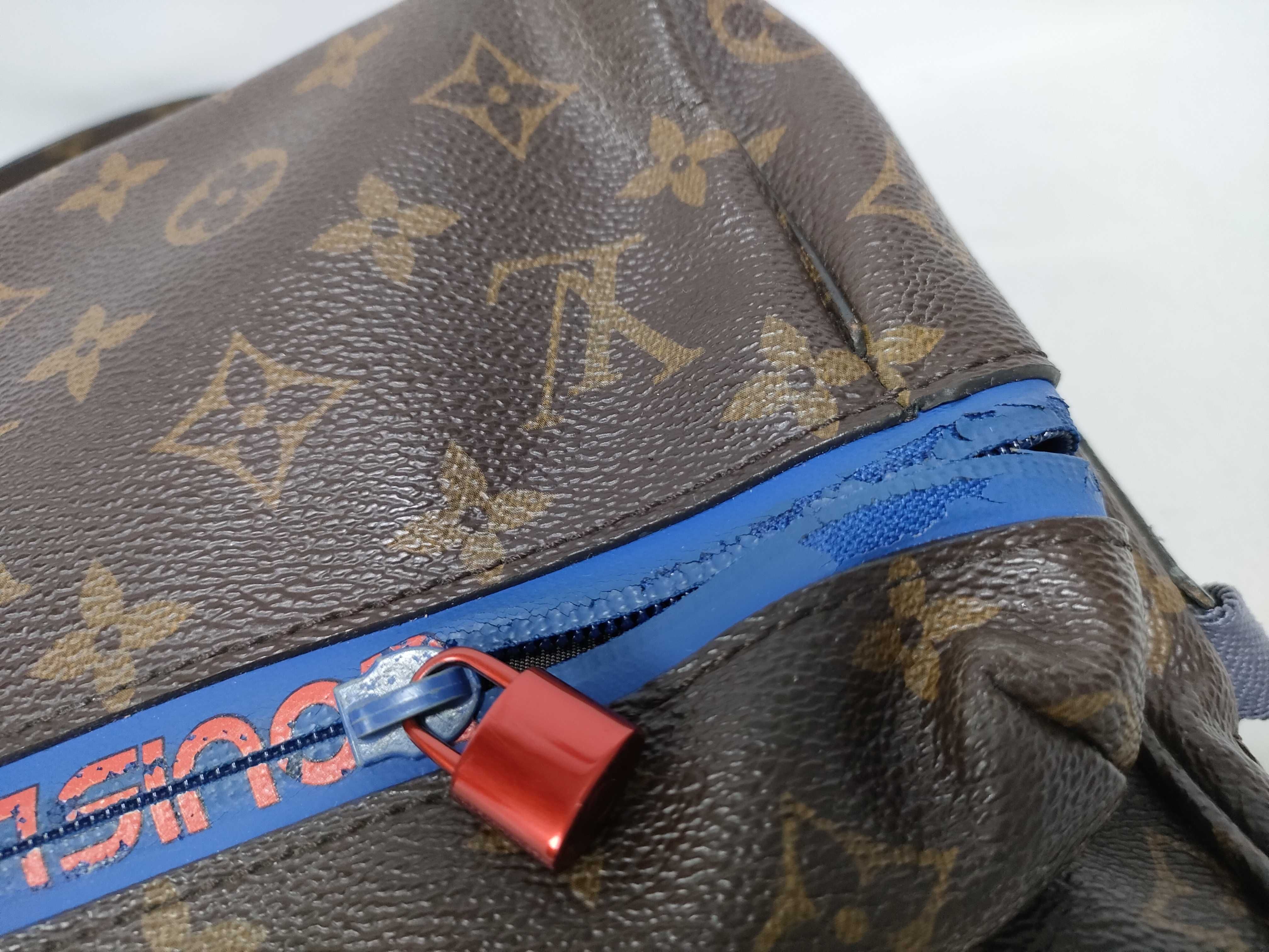 Monogram Louis Vuitton Shoulder Bag — view 8