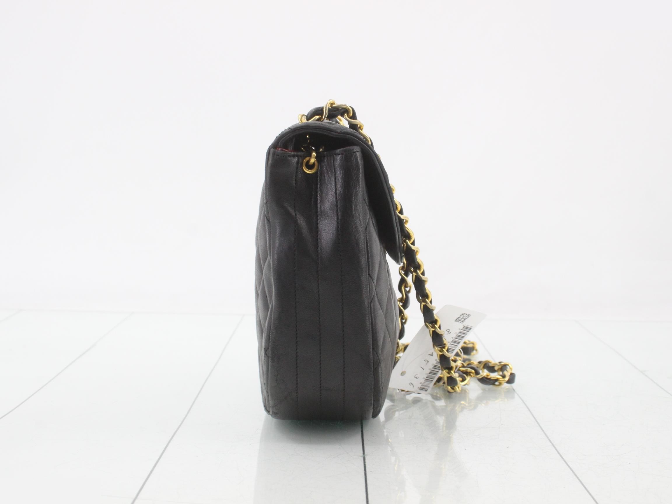 Matelassé Push-Lock Chain Shoulder Bag (Serial Number 0) — view 4