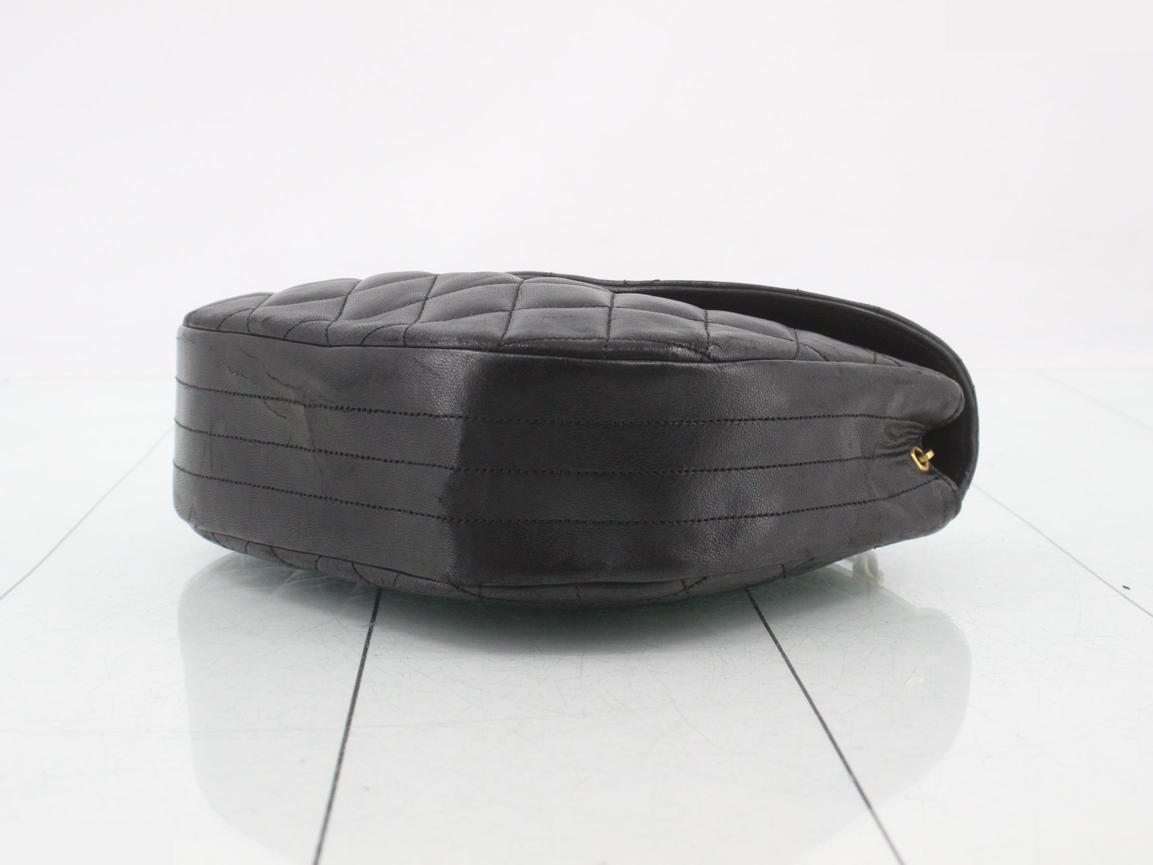 Matelassé Push-Lock Chain Shoulder Bag (Serial Number 0) — view 6