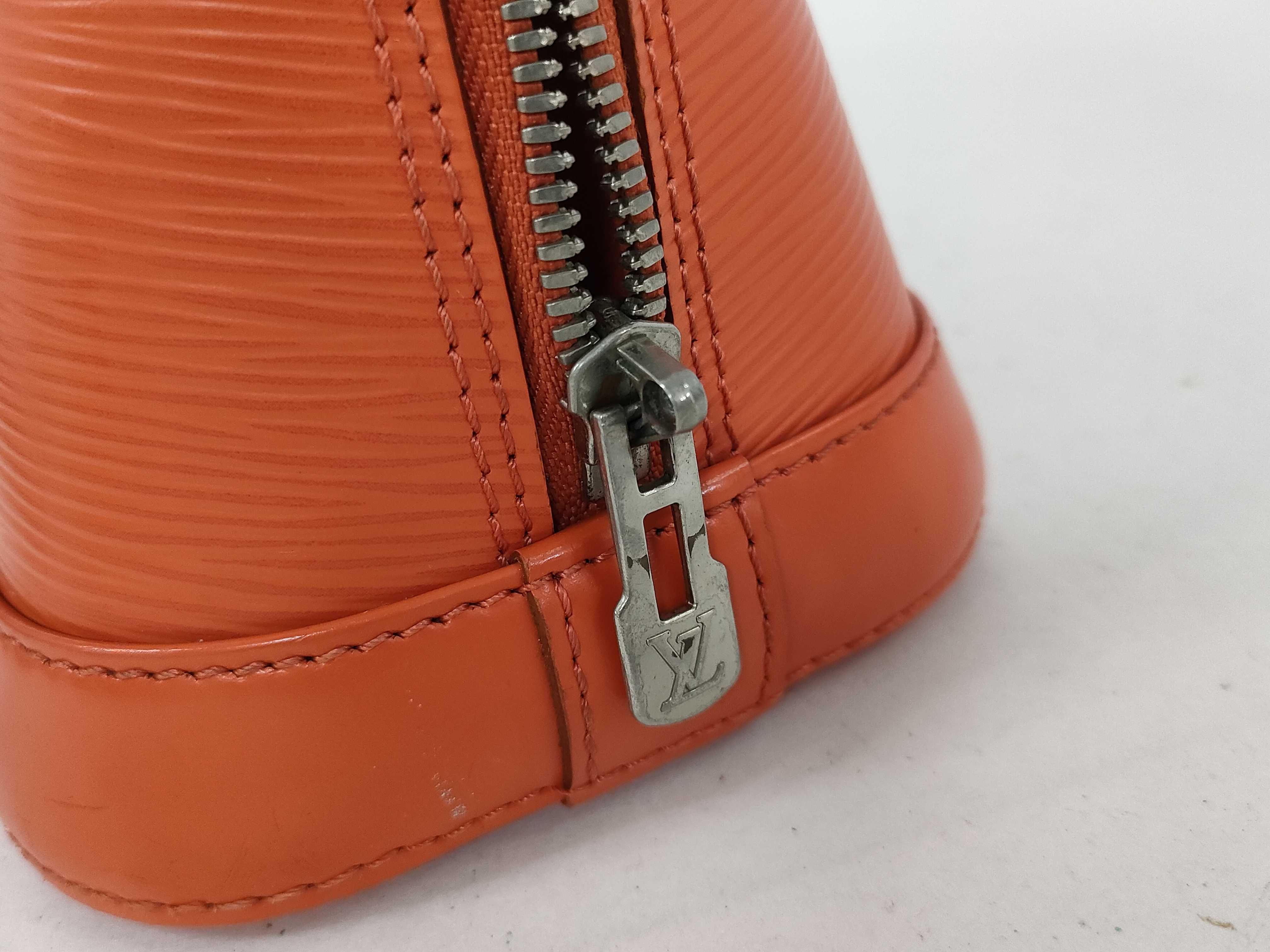 Epi Louis Vuitton Epi Alma BB Handbag — view 14