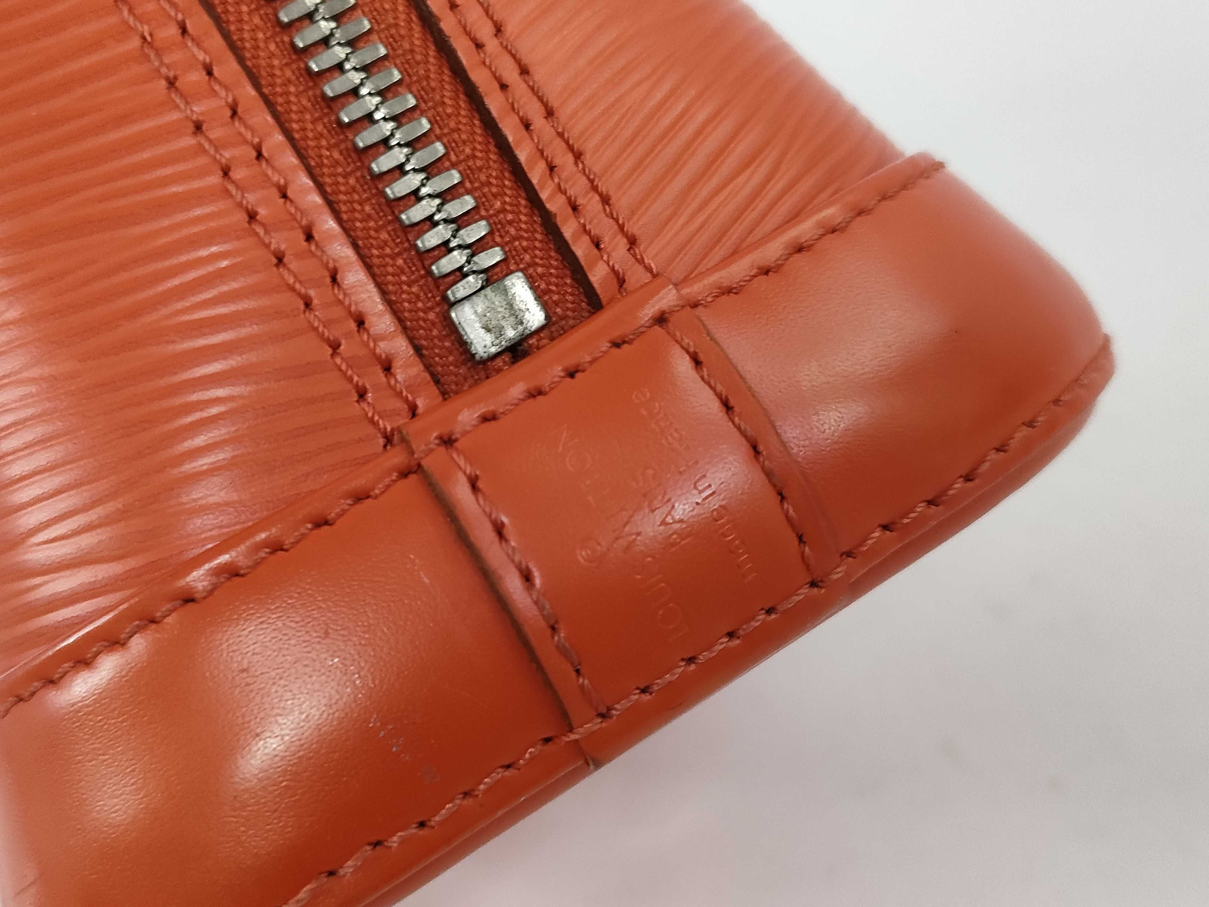 Epi Louis Vuitton Epi Alma BB Handbag — view 15
