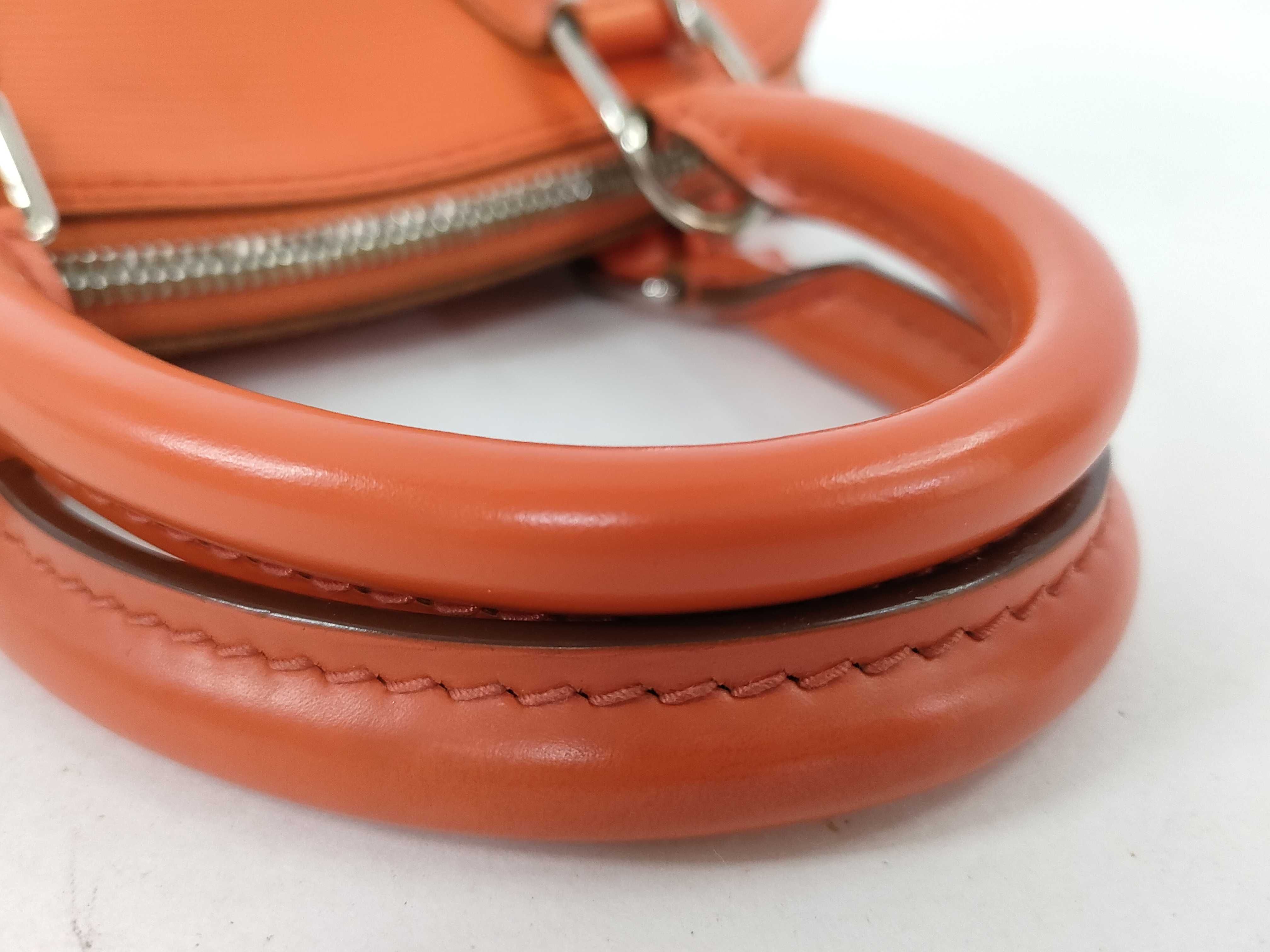 Epi Louis Vuitton Epi Alma BB Handbag — view 4
