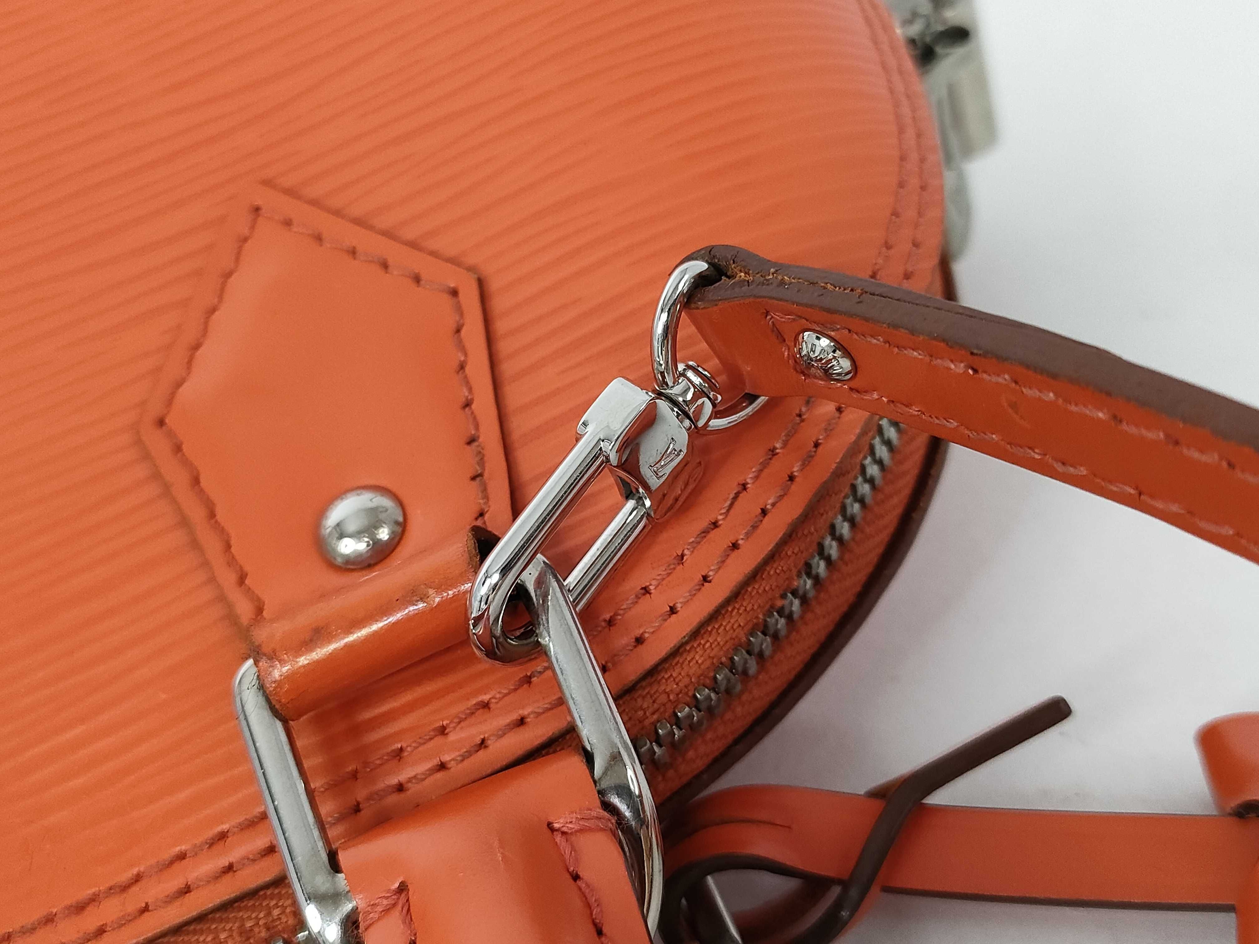 Epi Louis Vuitton Epi Alma BB Handbag — view 7