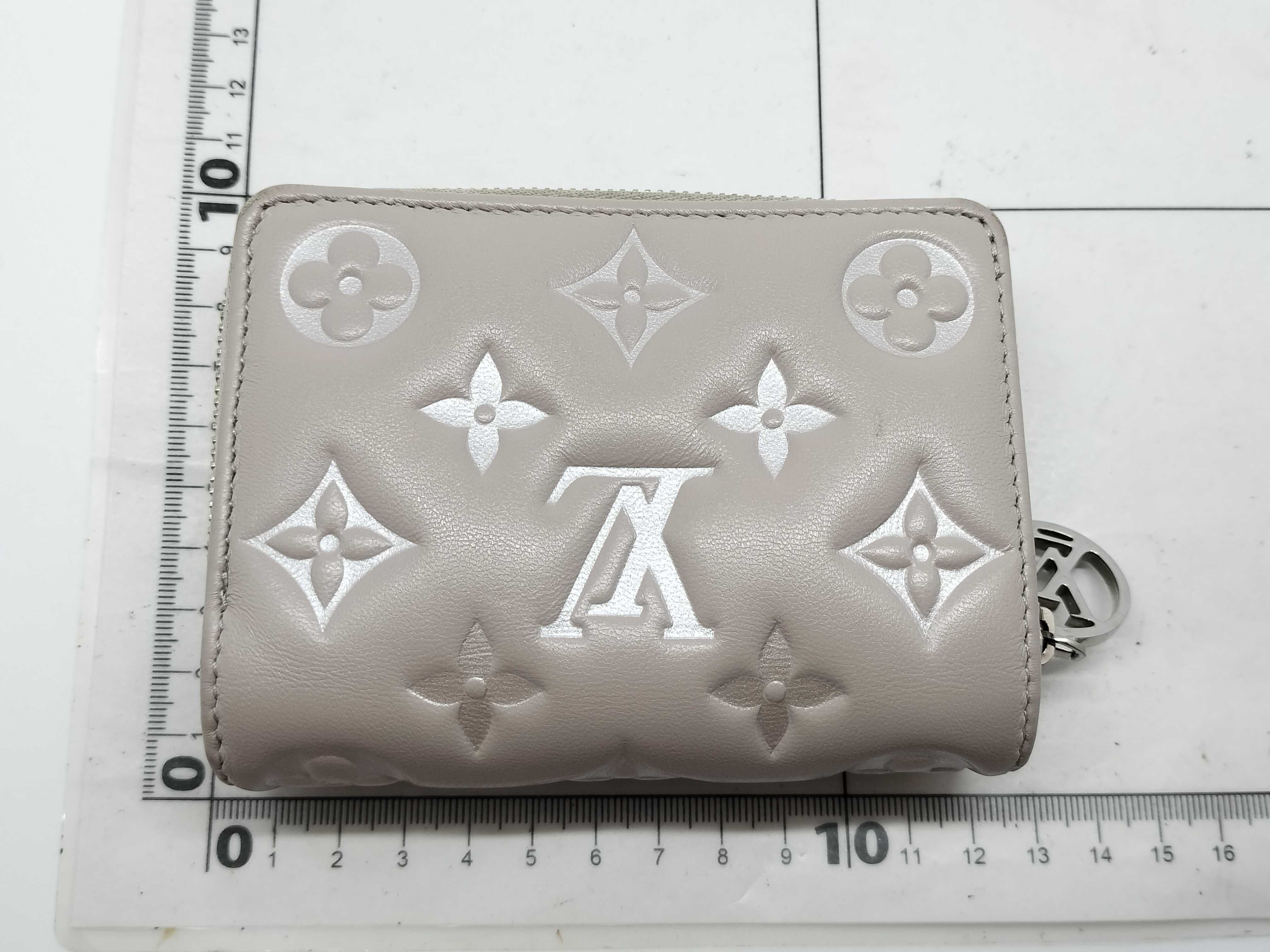 Monogram Portefeuille Lou Wallet — view 2