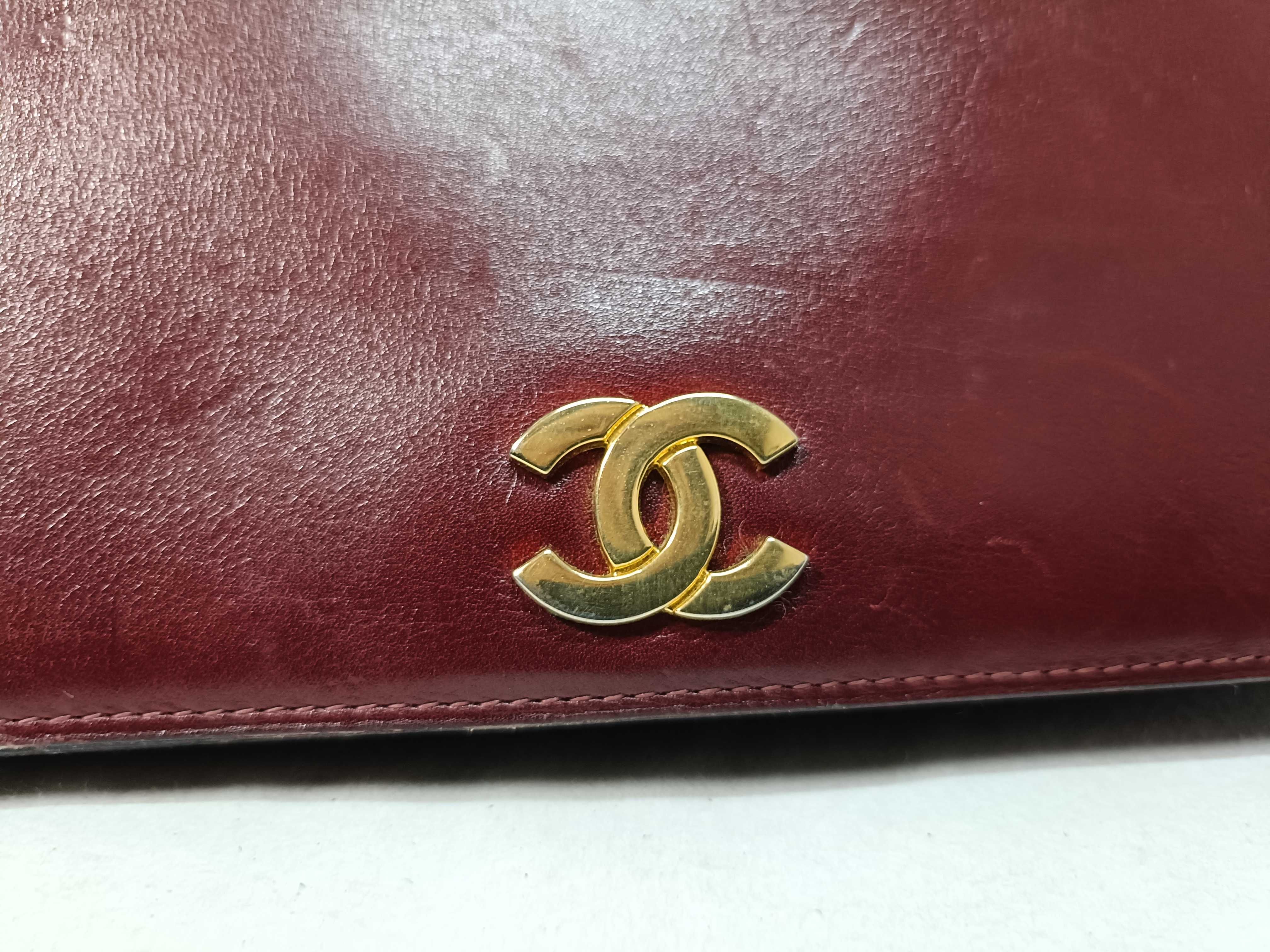 Calfskin Push-Lock Bordeaux Chain Bag Shoulder Bag — view 15