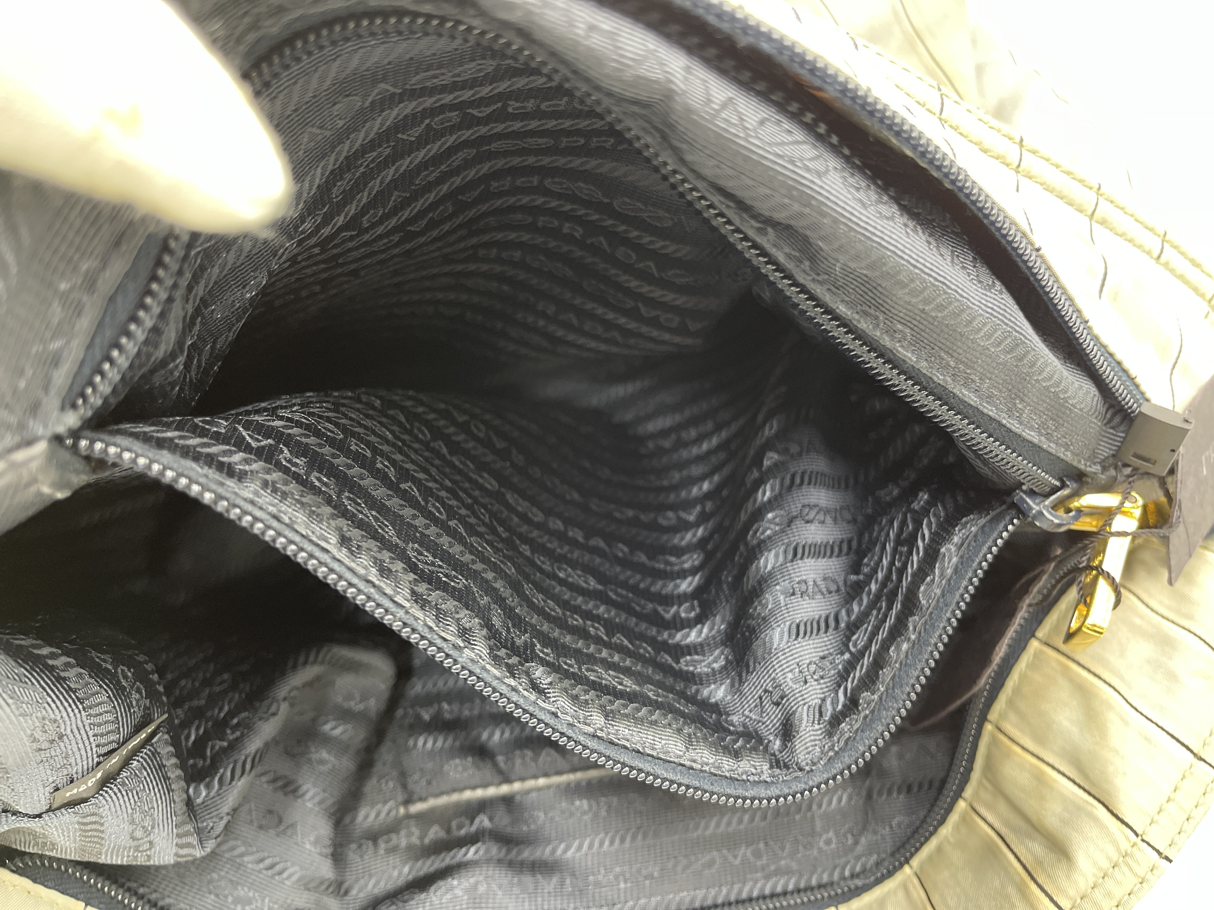 Nylon Striped Handbag 2WAY Shoulder Bag — view 11