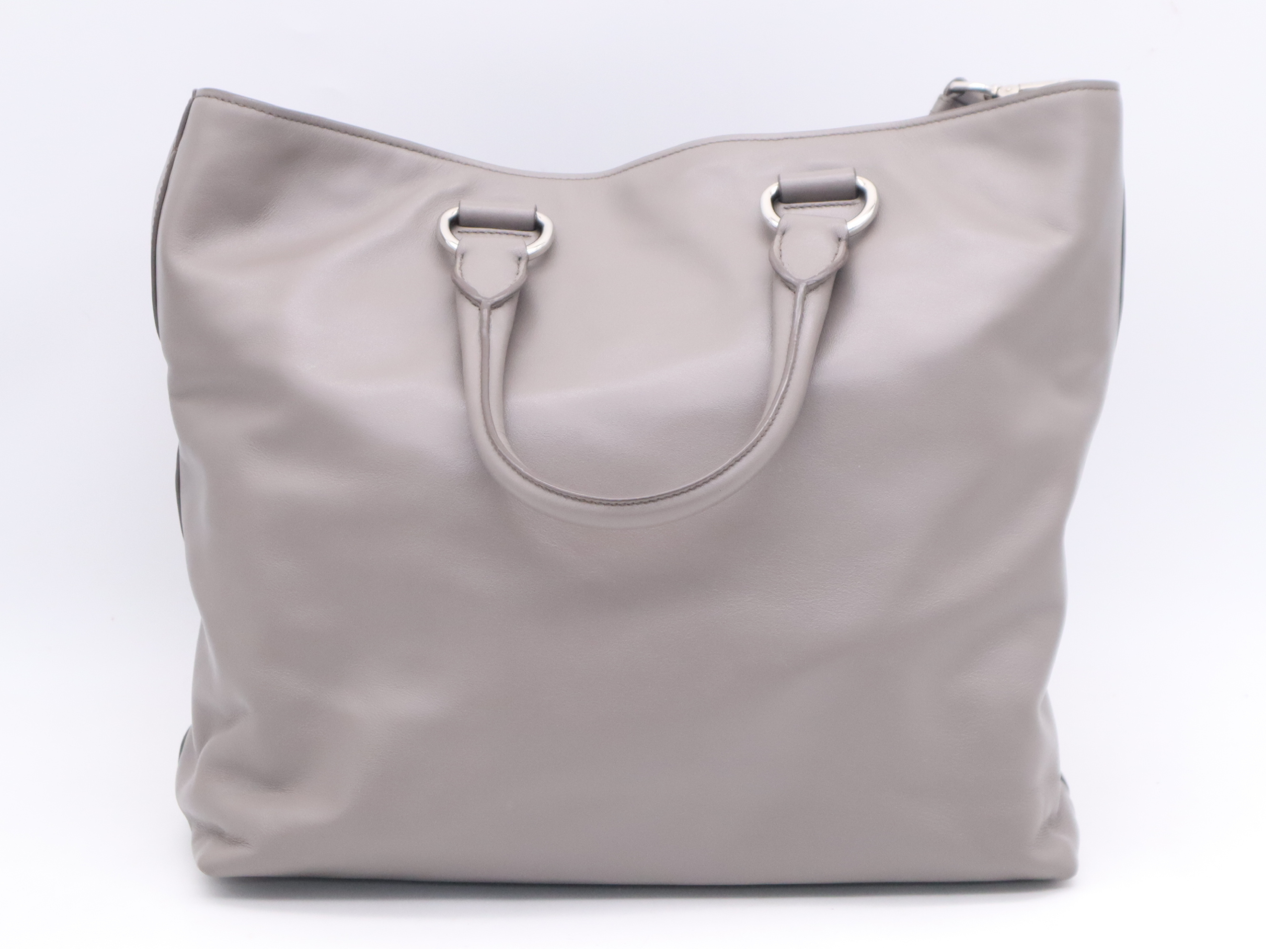 BN2865 Soft Calf Logo 2-Way Tote Bag, Gray, Silver Hardware, Includes Shoulder Strap, Name Tag, Dust Bag x2, and Card. — view 2
