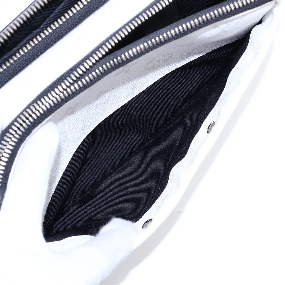 Taigarama Alpha Messenger M31069 White (RFID detected) — view 9