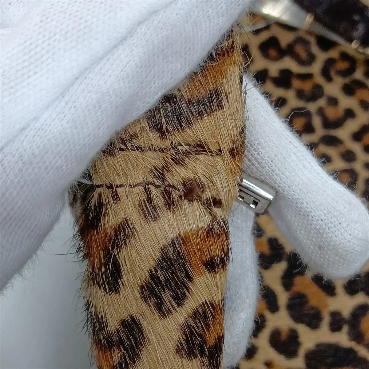 calfskin and leather shoulder bag, leopard print. — view 10