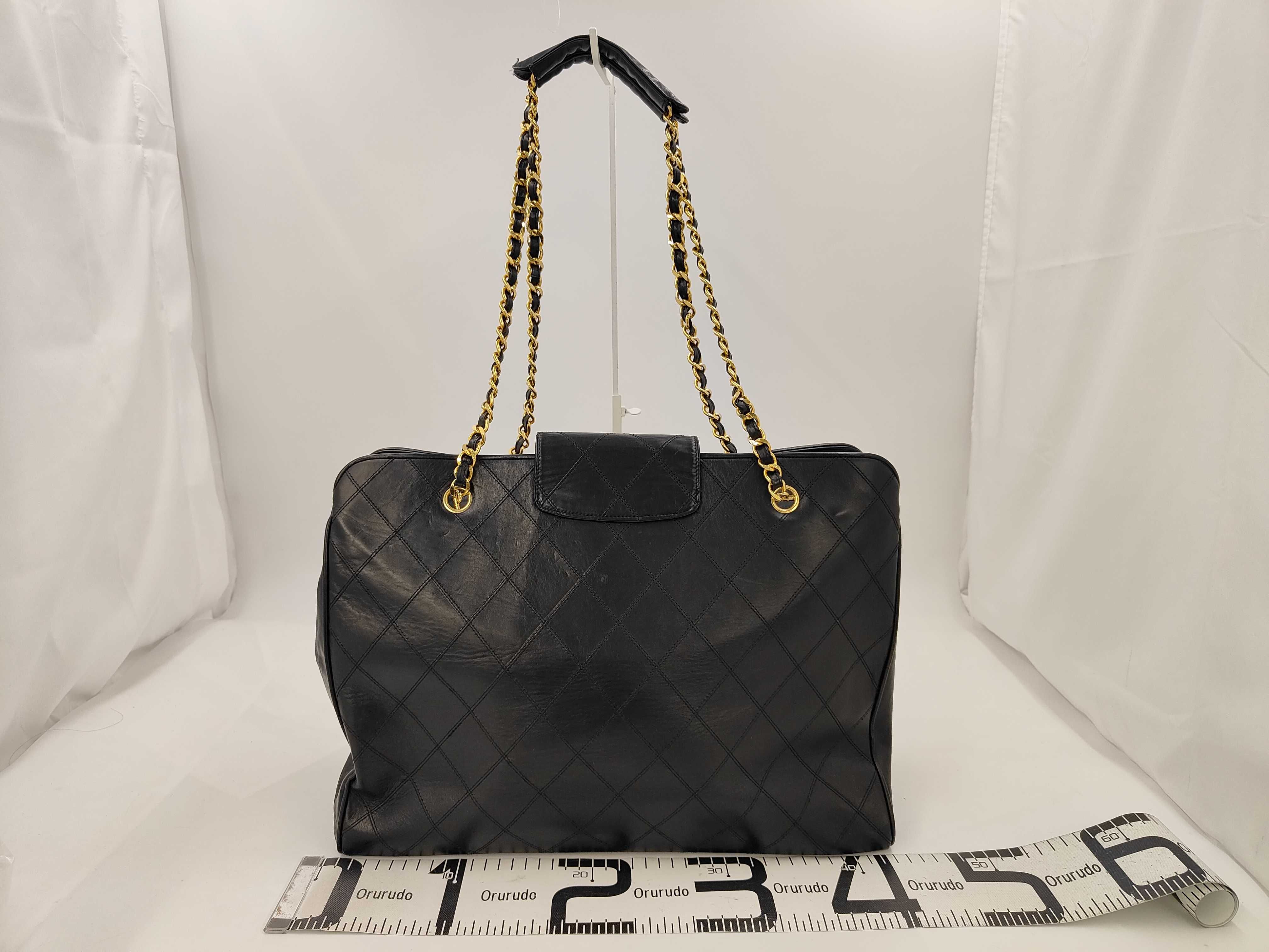Supermodel Bicolore Gold Hardware Chain Tote Bag, Series 3, Black Tote Bag — view 2