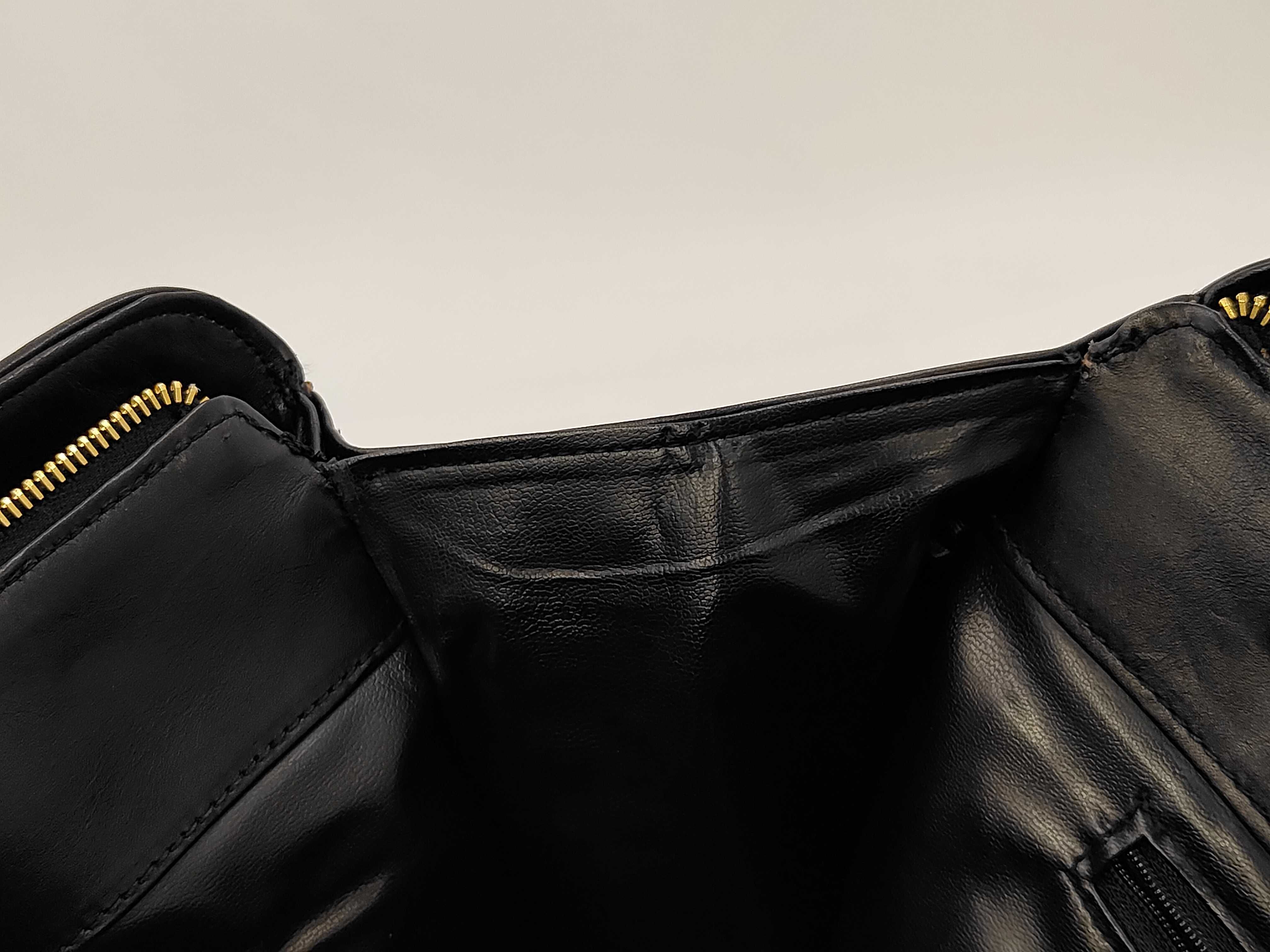 Supermodel Bicolore Gold Hardware Chain Tote Bag, Series 3, Black Tote Bag — view 11