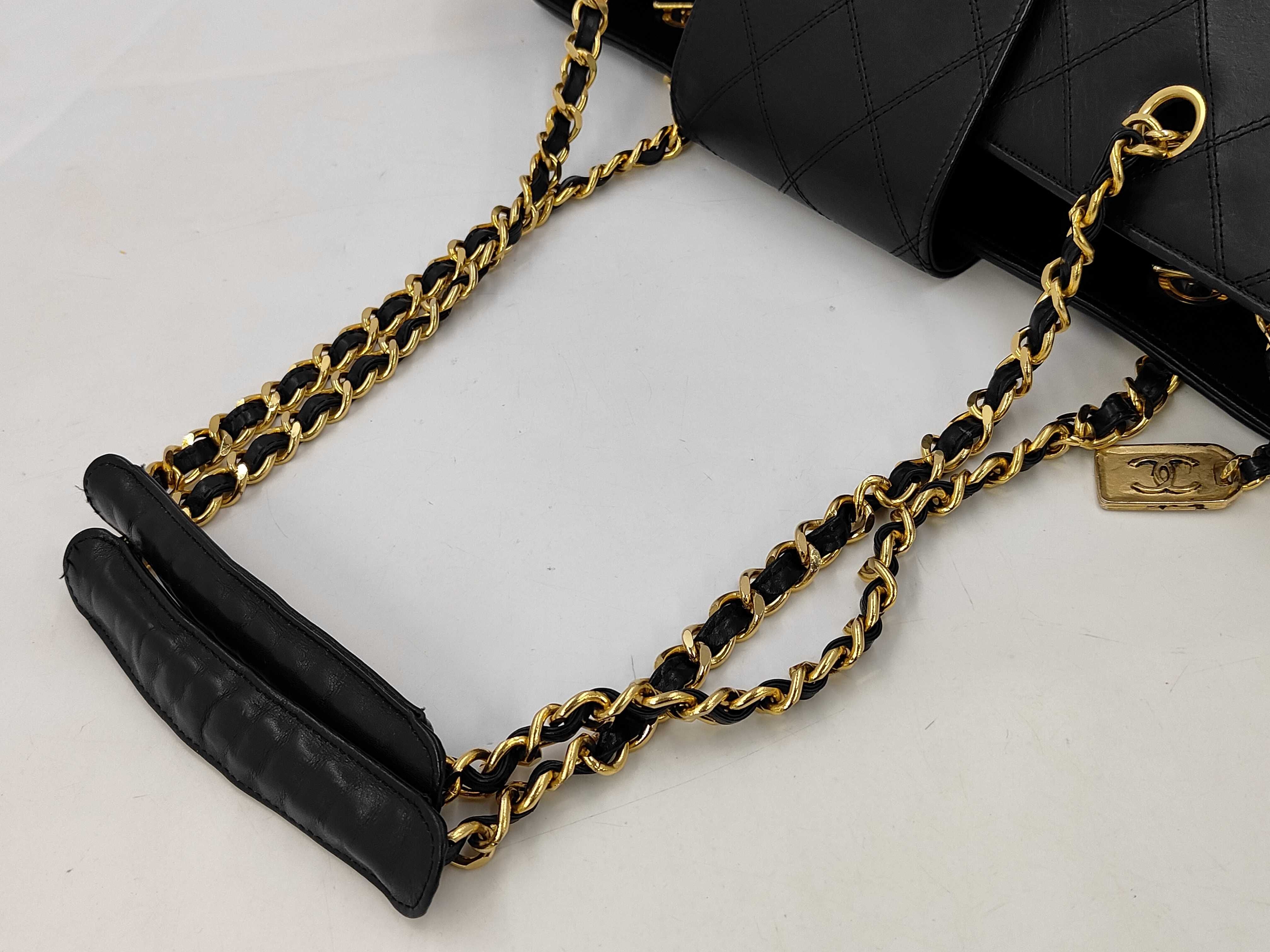 Supermodel Bicolore Gold Hardware Chain Tote Bag, Series 3, Black Tote Bag — view 3