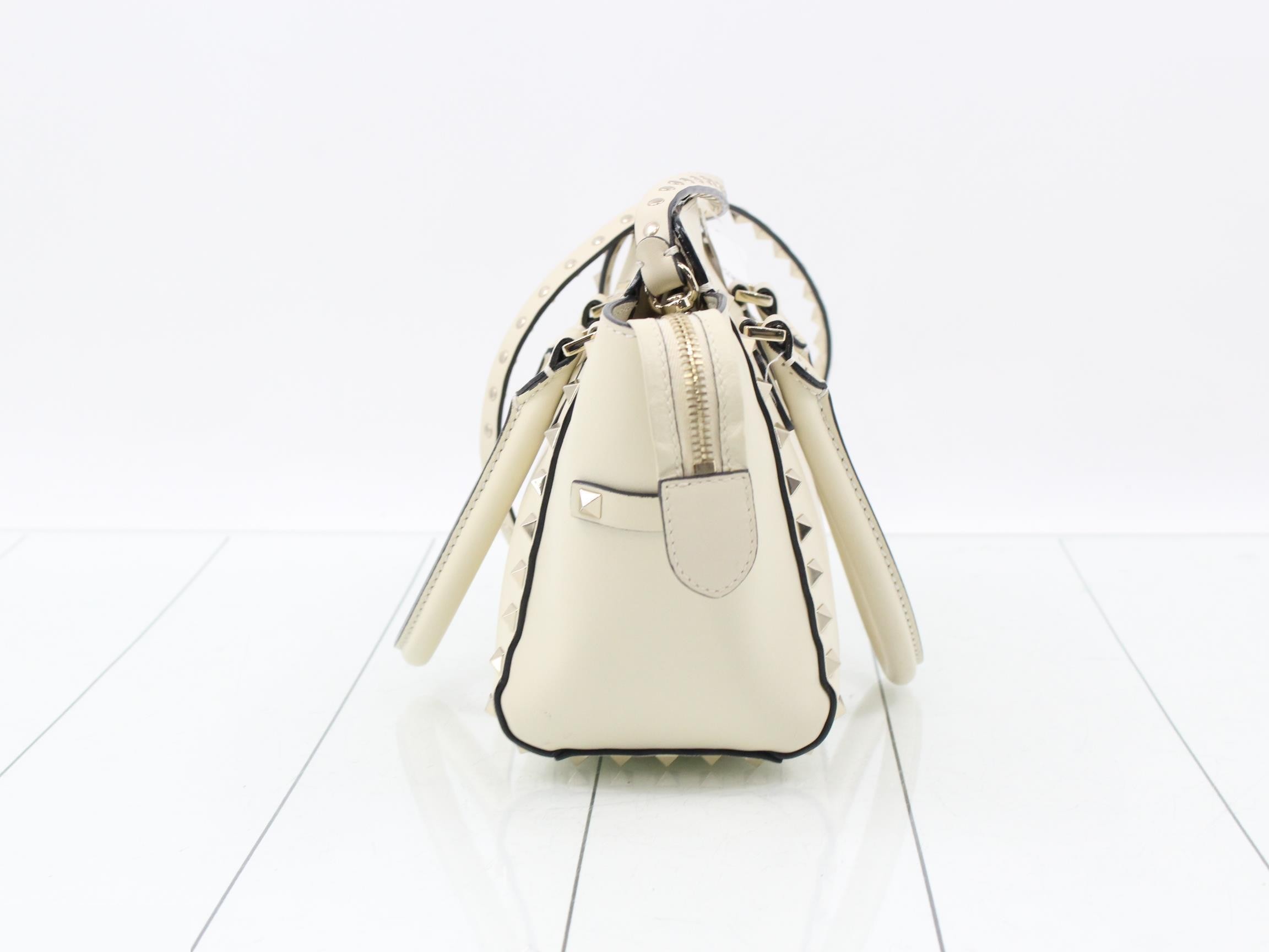 (Bag) - Shoulder Bag — view 3