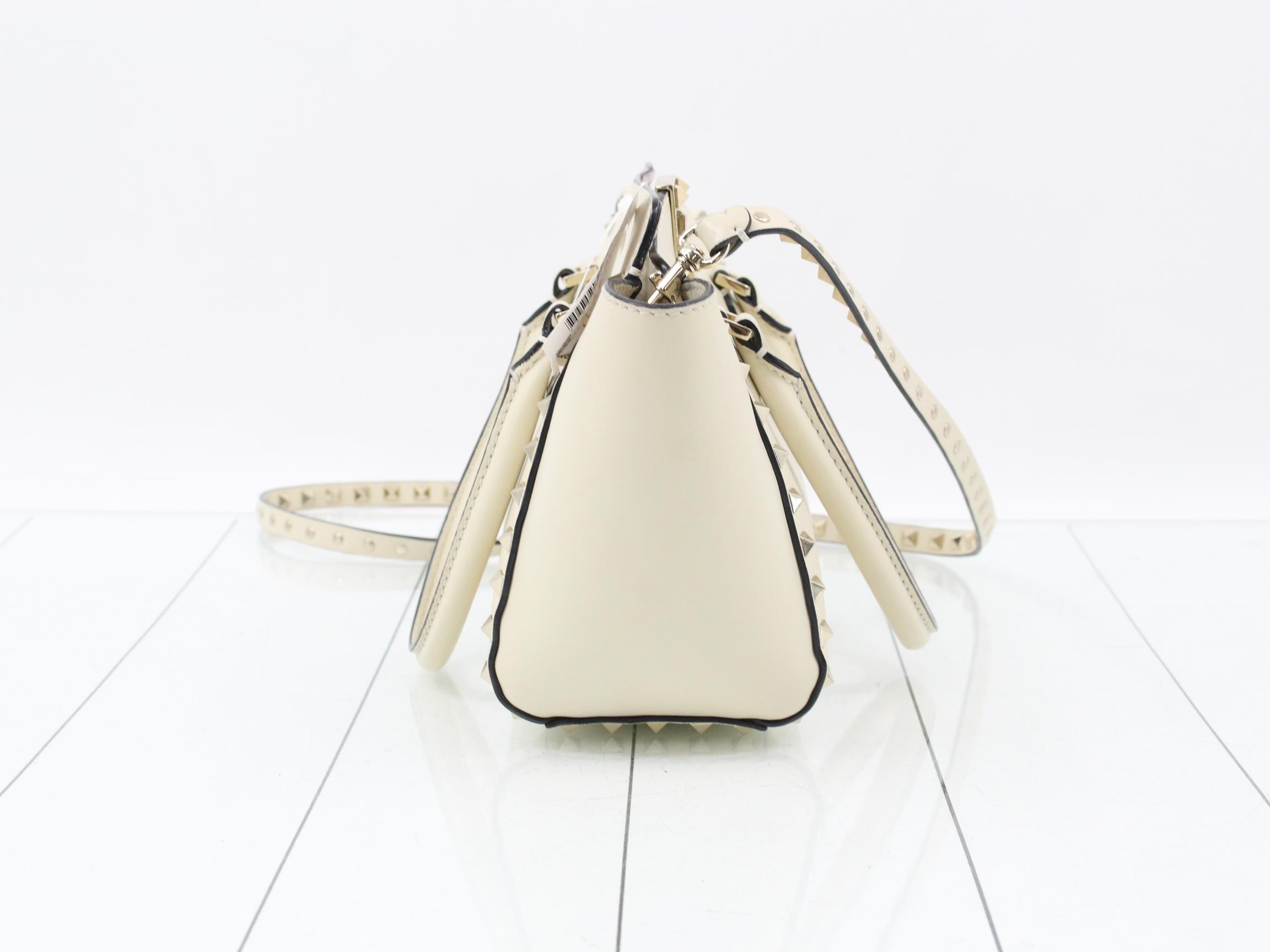 (Bag) - Shoulder Bag — view 4