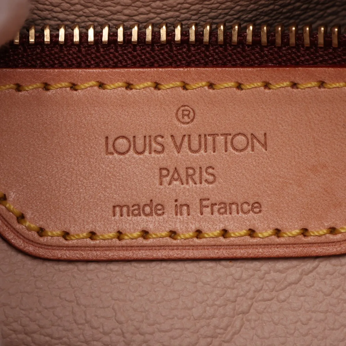 Monogram Bucket PM M42238 FL1001 Brown Pouch - Peeling — view 10