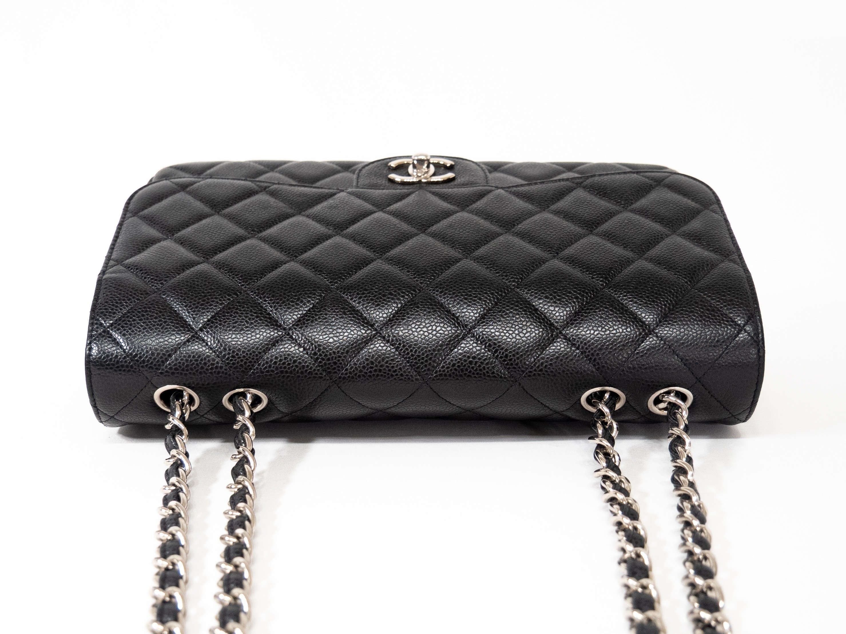 Large Matelassé Caviar Skin Seal Black — view 3