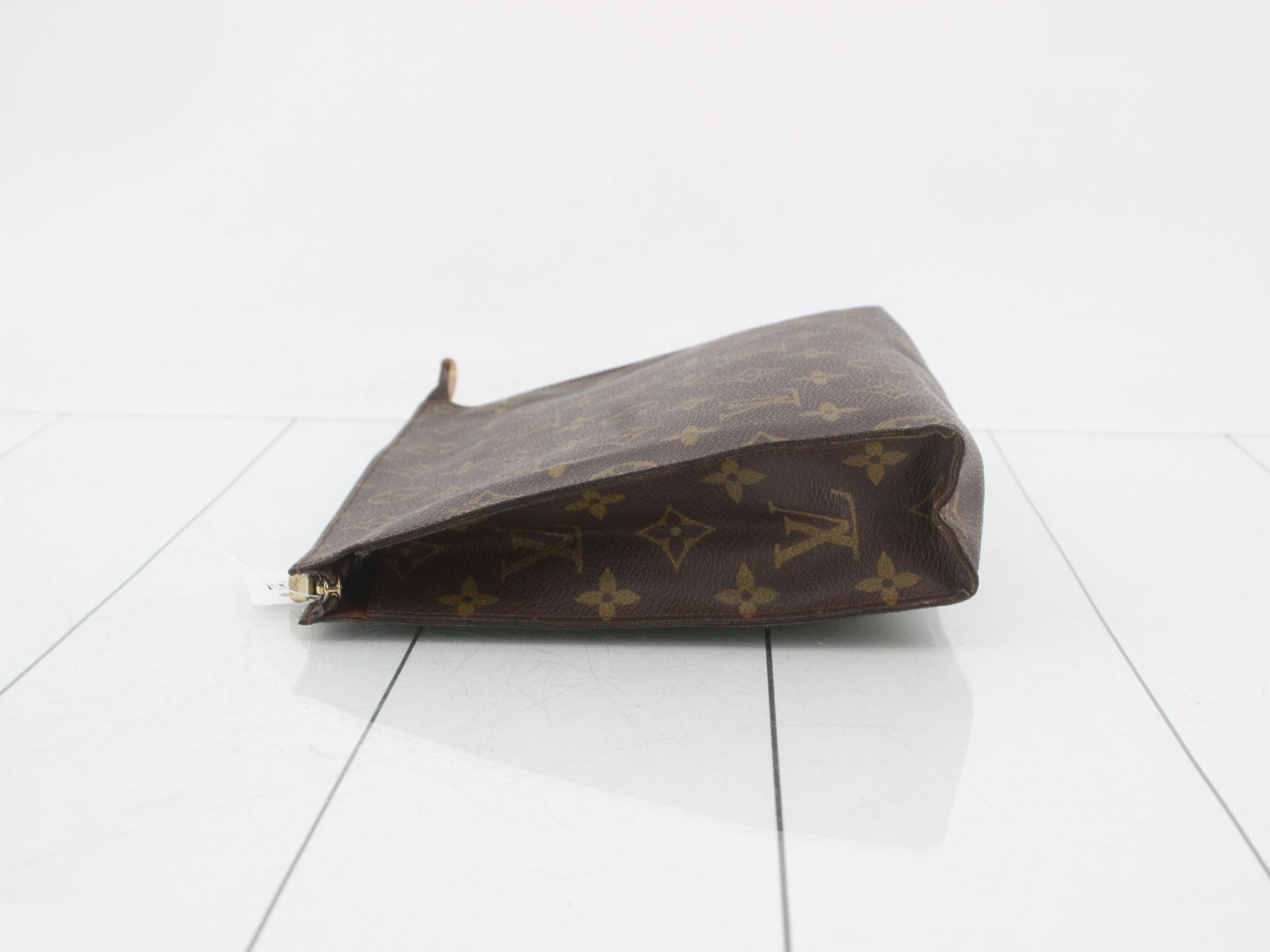 Pochette Toilette 26 Monogram M47542 — view 4