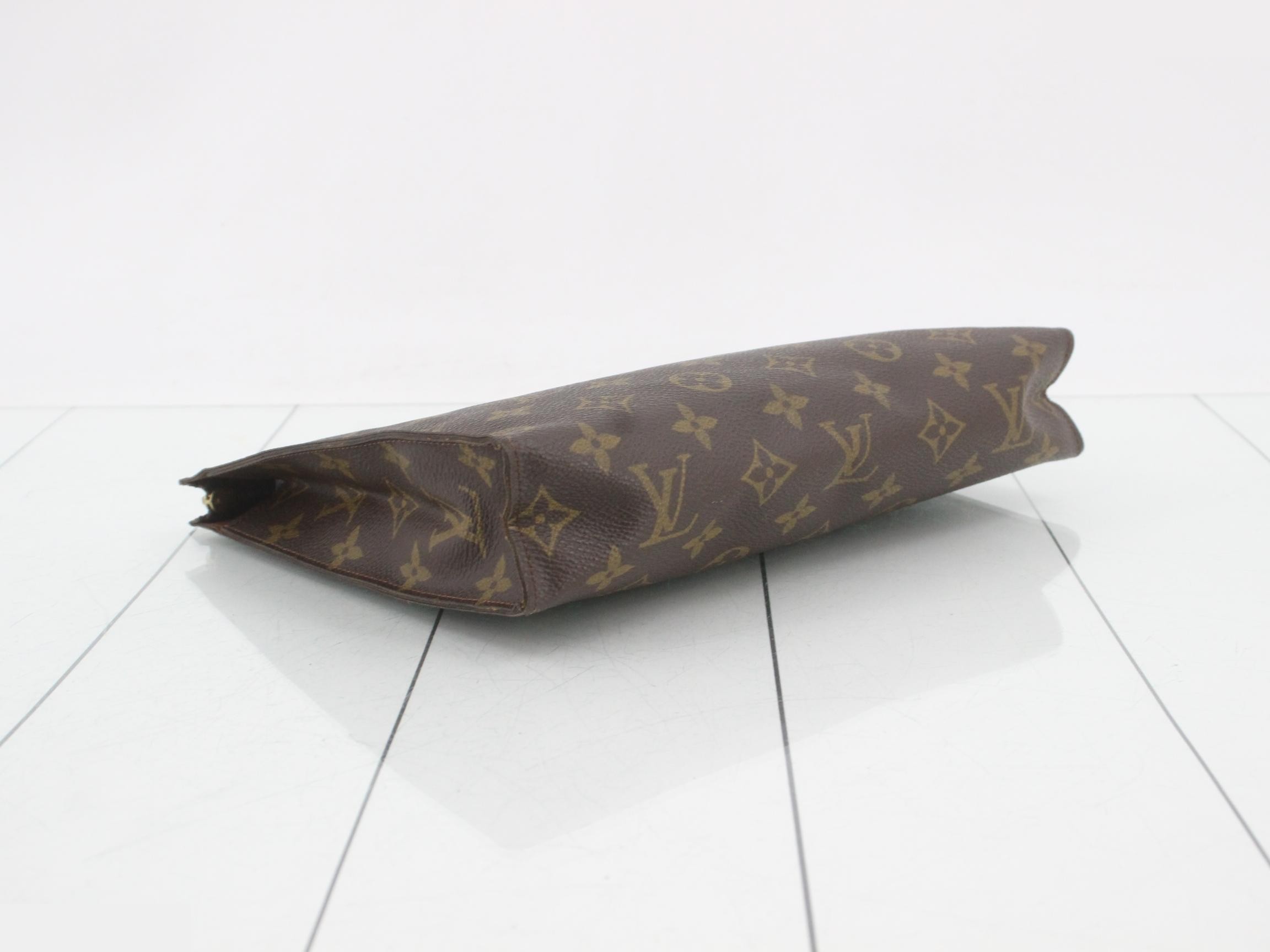 Pochette Toilette 26 Monogram M47542 — view 5