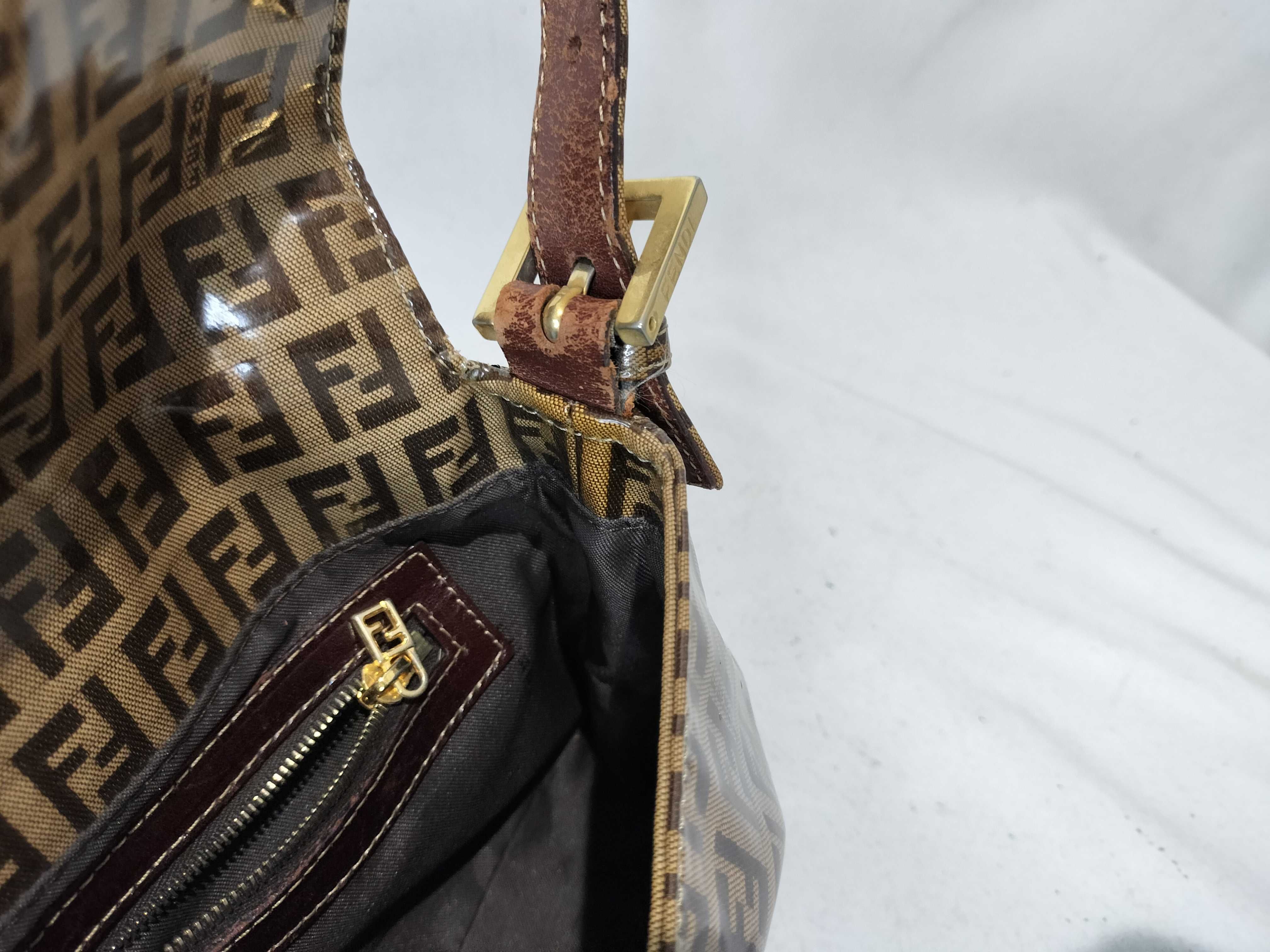 Mamma hardware enamel one-shoulder handbag — view 13
