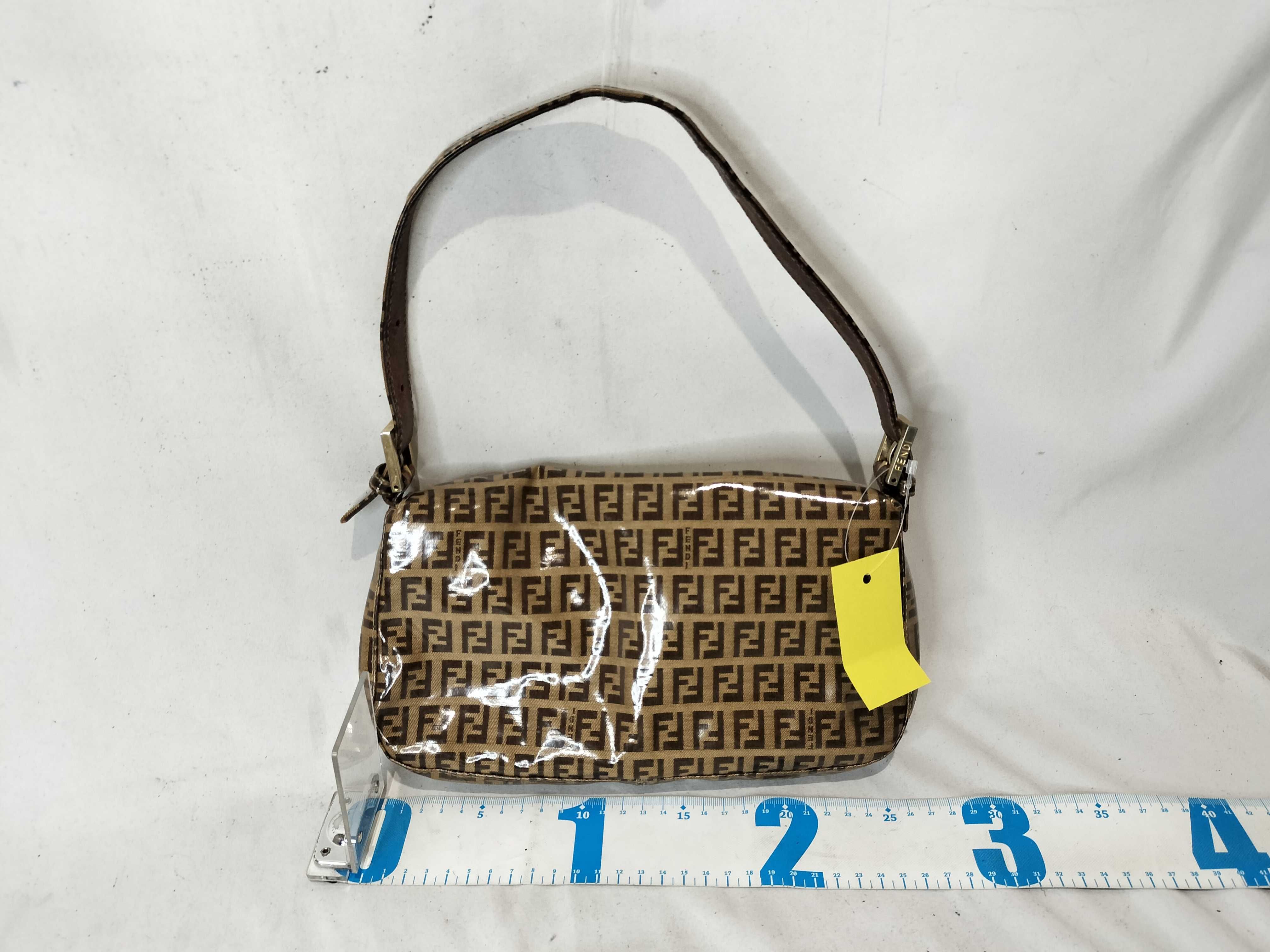Mamma hardware enamel one-shoulder handbag — view 3