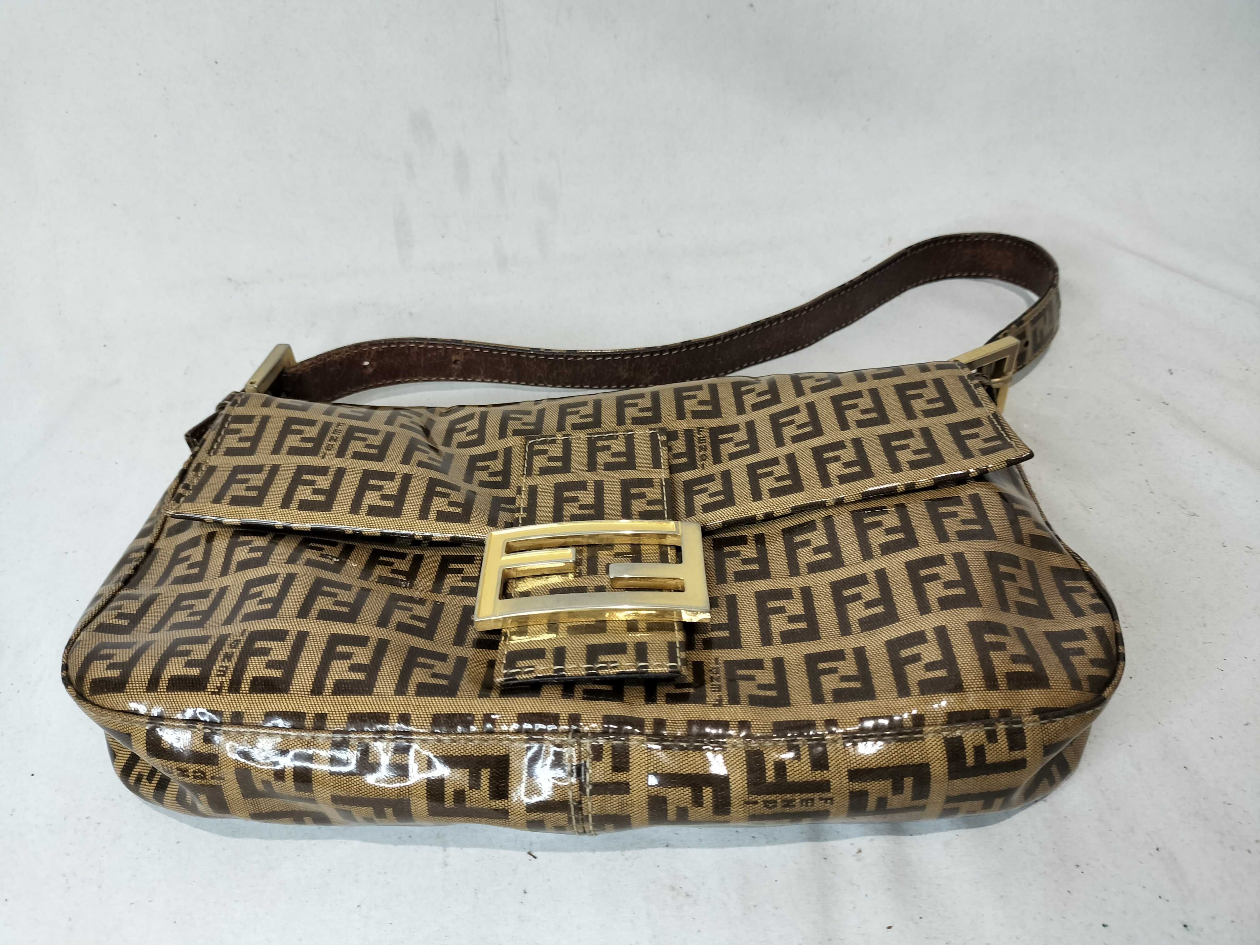 Mamma hardware enamel one-shoulder handbag — view 8