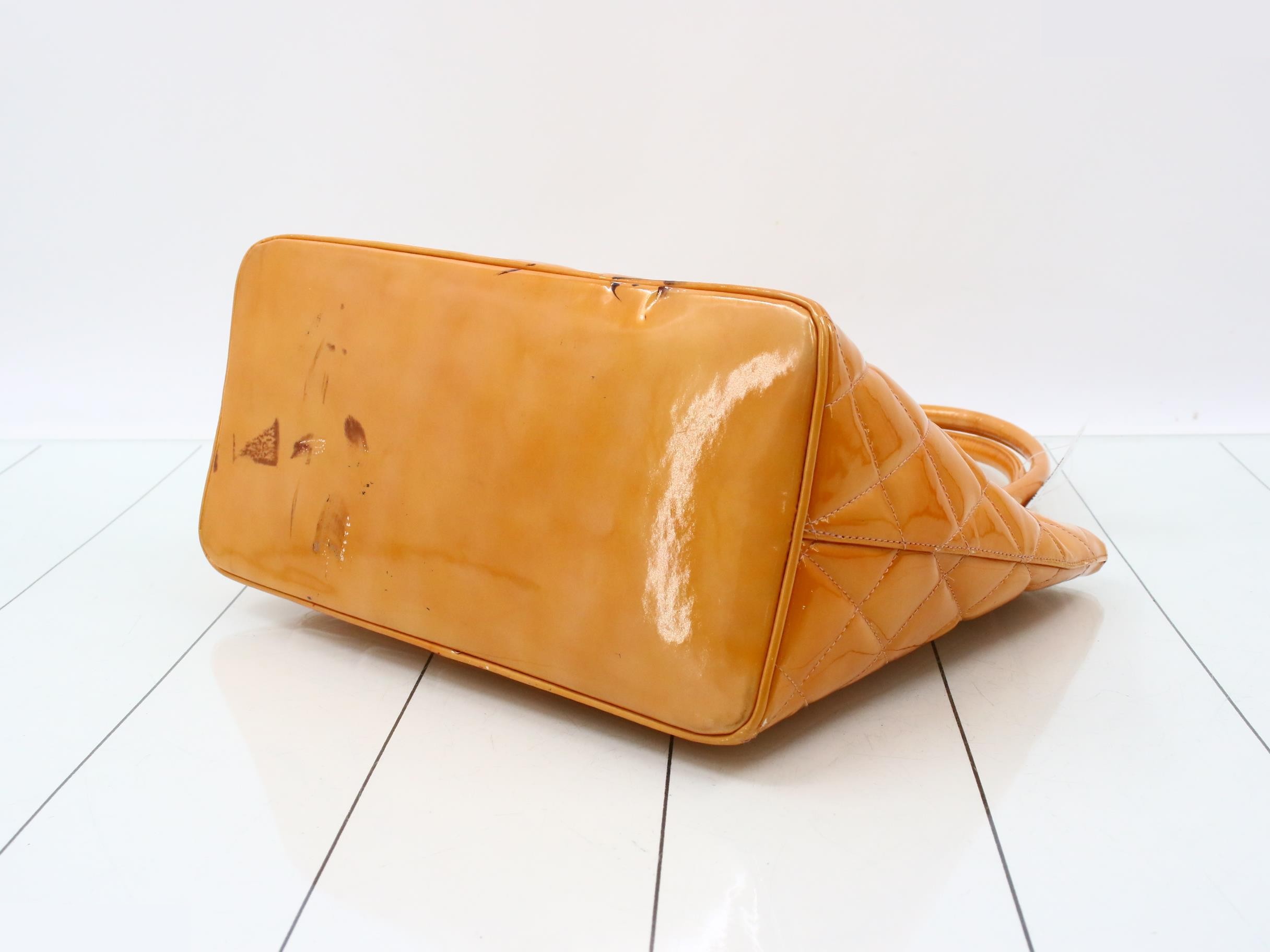Reissue tote bag (enamel) — view 6