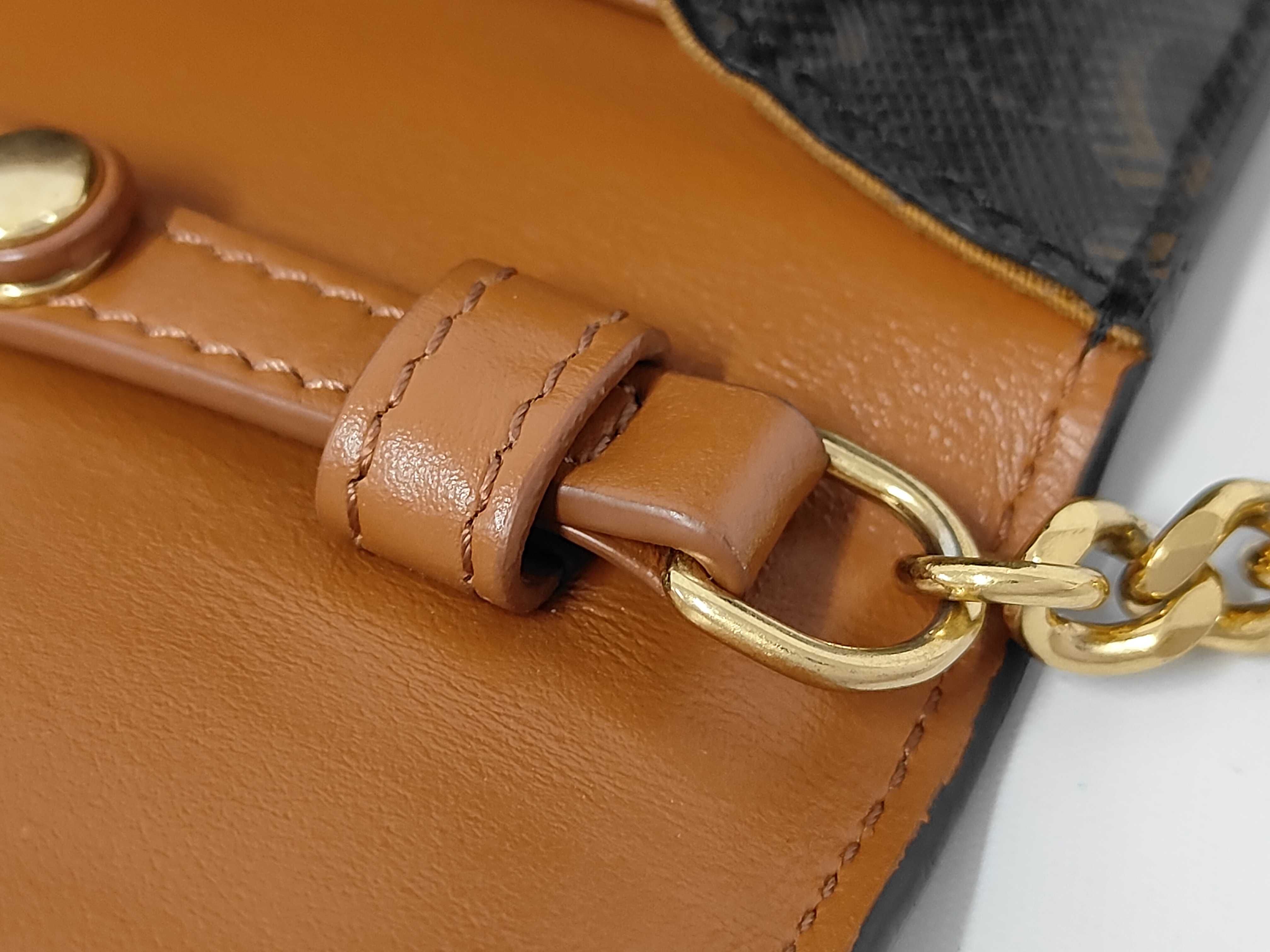 Triomphe Shoulder Bag — view 5