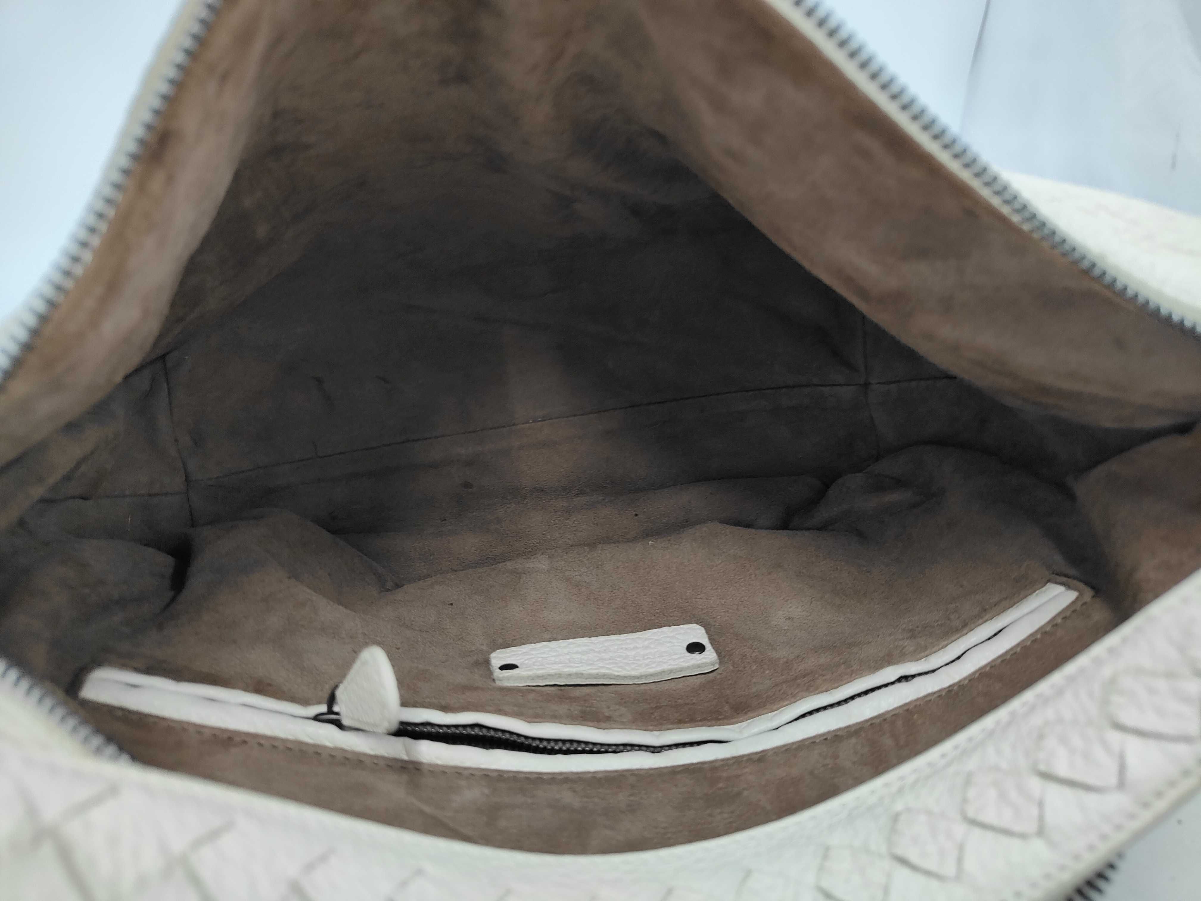 Intrecciato Leather Handbag — view 8