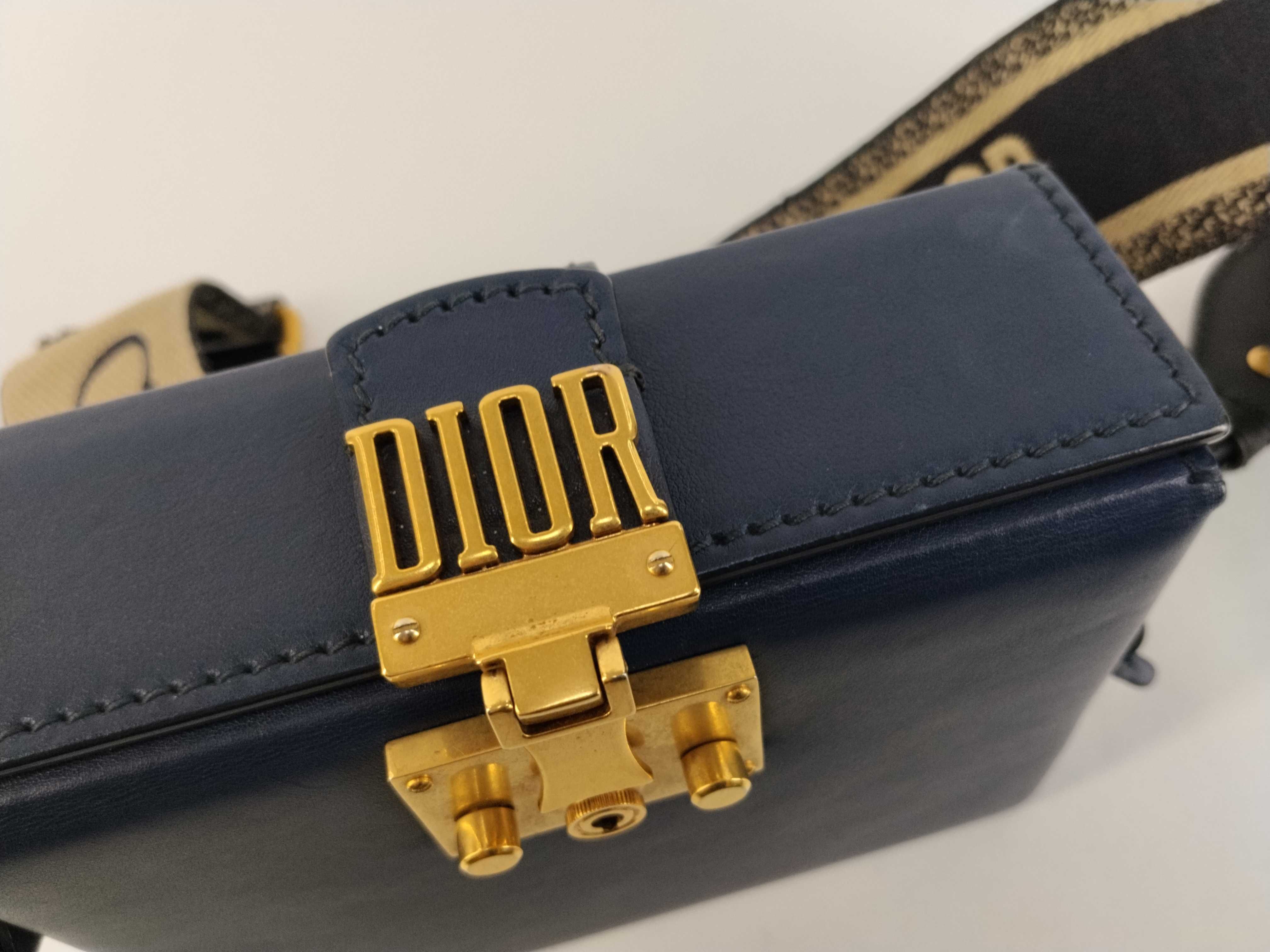 Addict Small Box Shoulder Bag — view 10